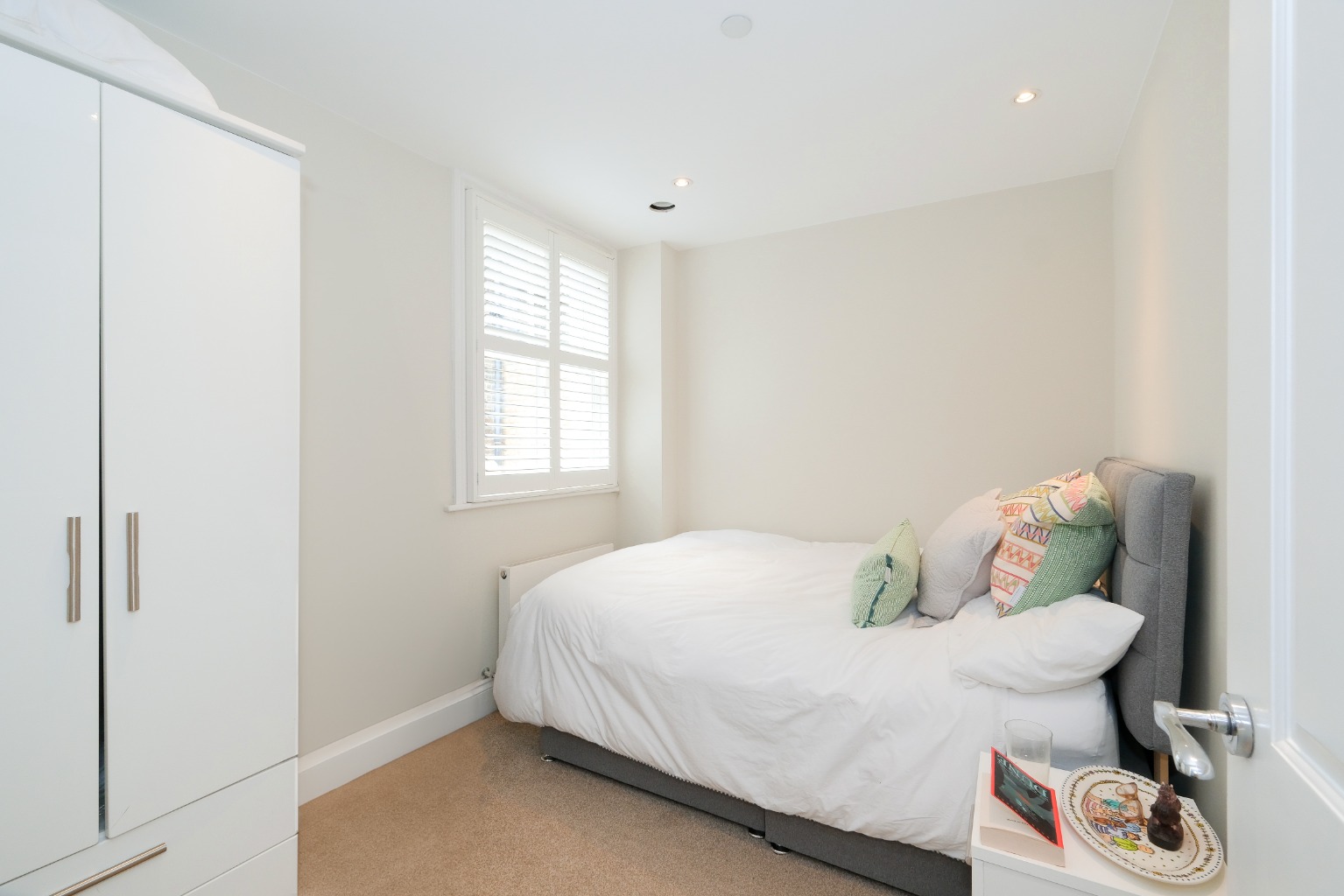 3 Bedroom Apartment, Duck Lane, London, Greater London, W1F