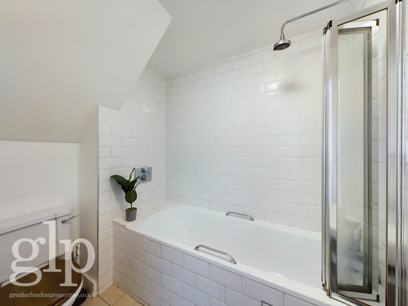 1 Bedroom Apartment, Wharfdale Road, Kings Cross, N1