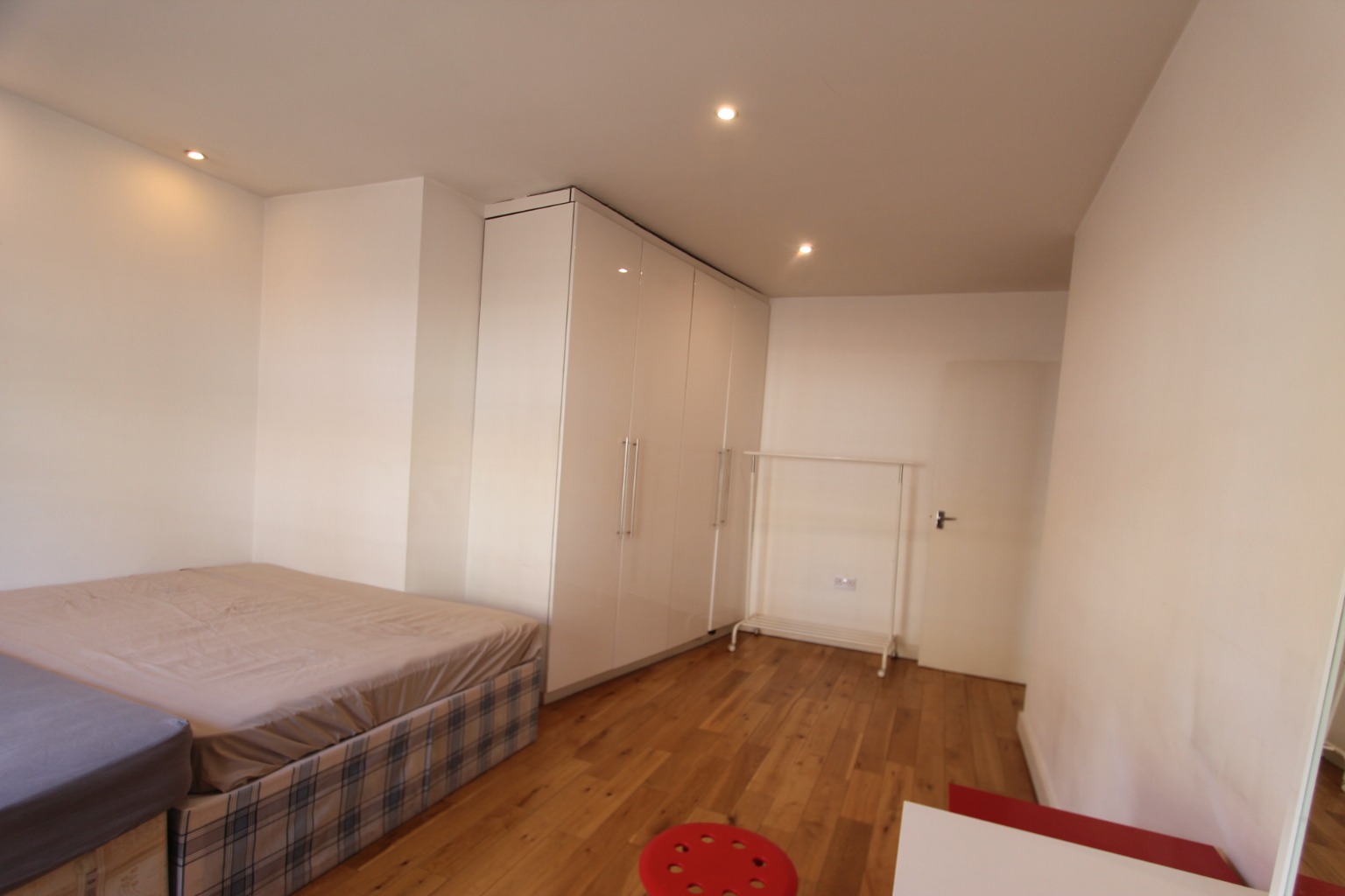 1 Bedroom Apartment, York Way, Kings Cross, London, N1