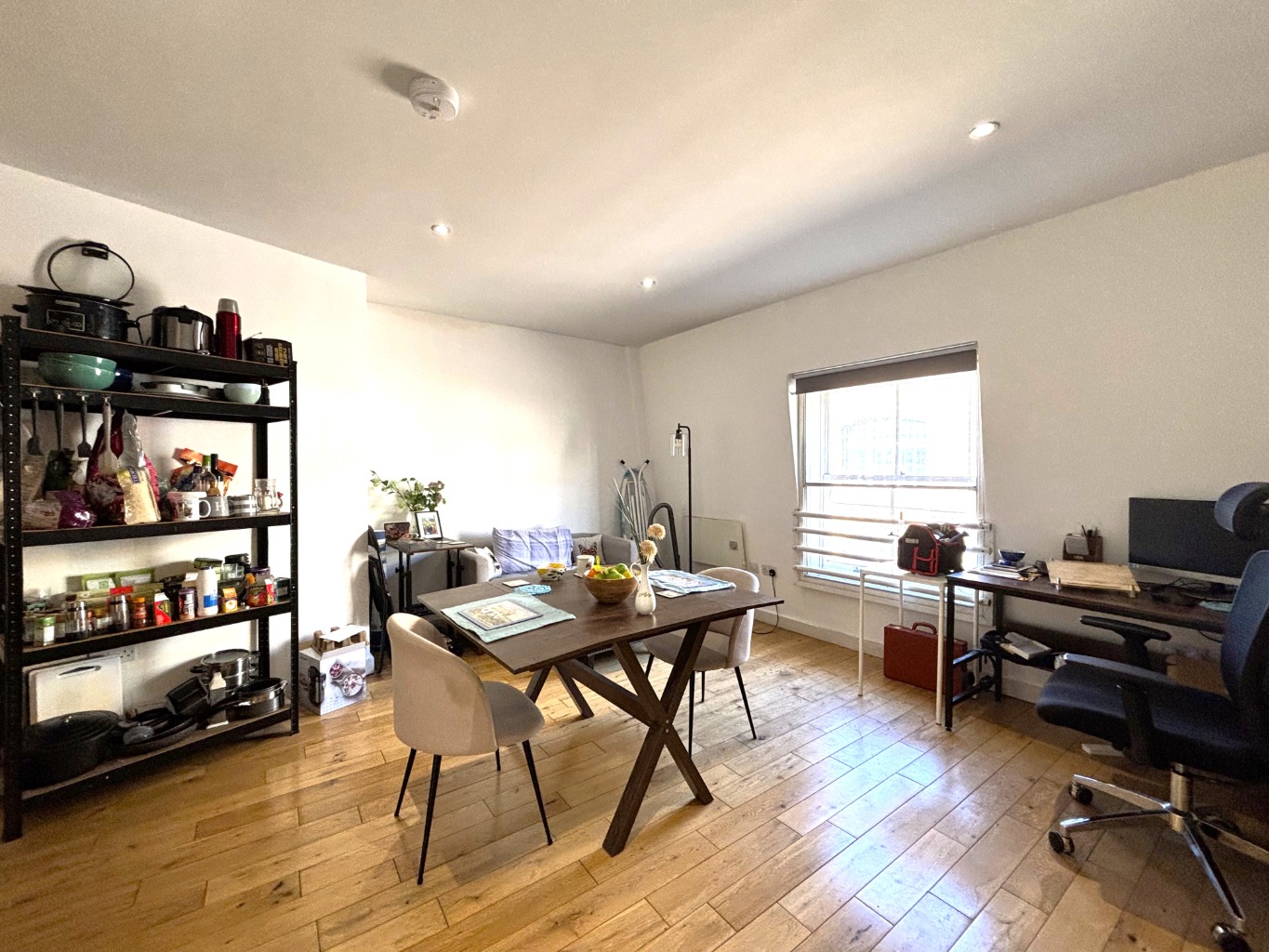 1 Bedroom Apartment, York Way, Kings Cross, London, N1