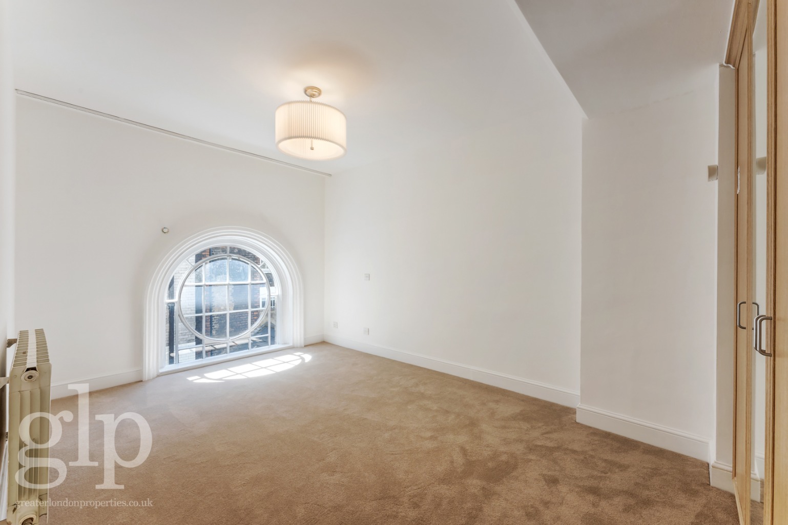 3 Bedroom Apartment, Great Queen Street WC2B
