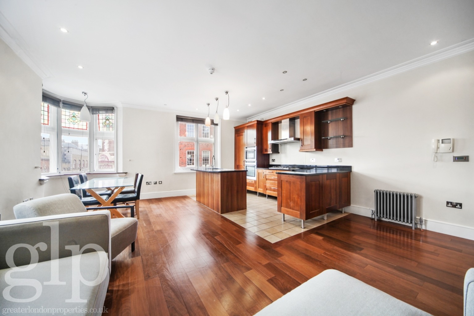 3 Bedroom Apartment, James Street, Covent Garden, WC2E"&gt;</div>            <div class=