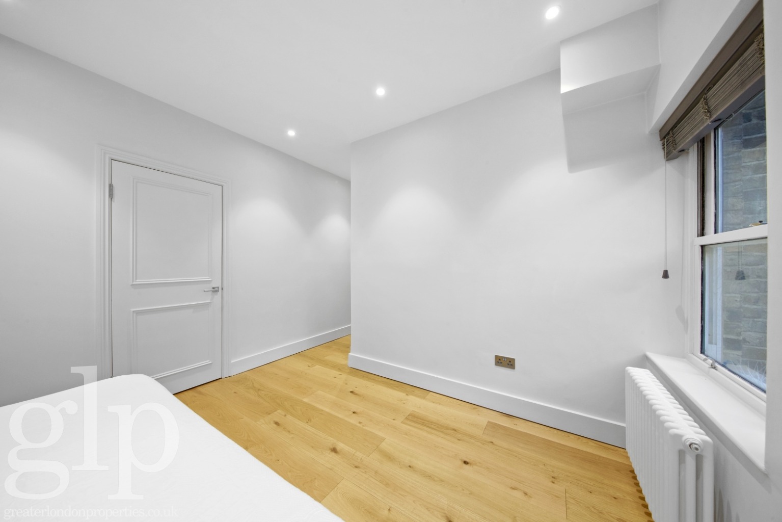 1 Bedroom Apartment, D'Arblay Street, Soho, W1F