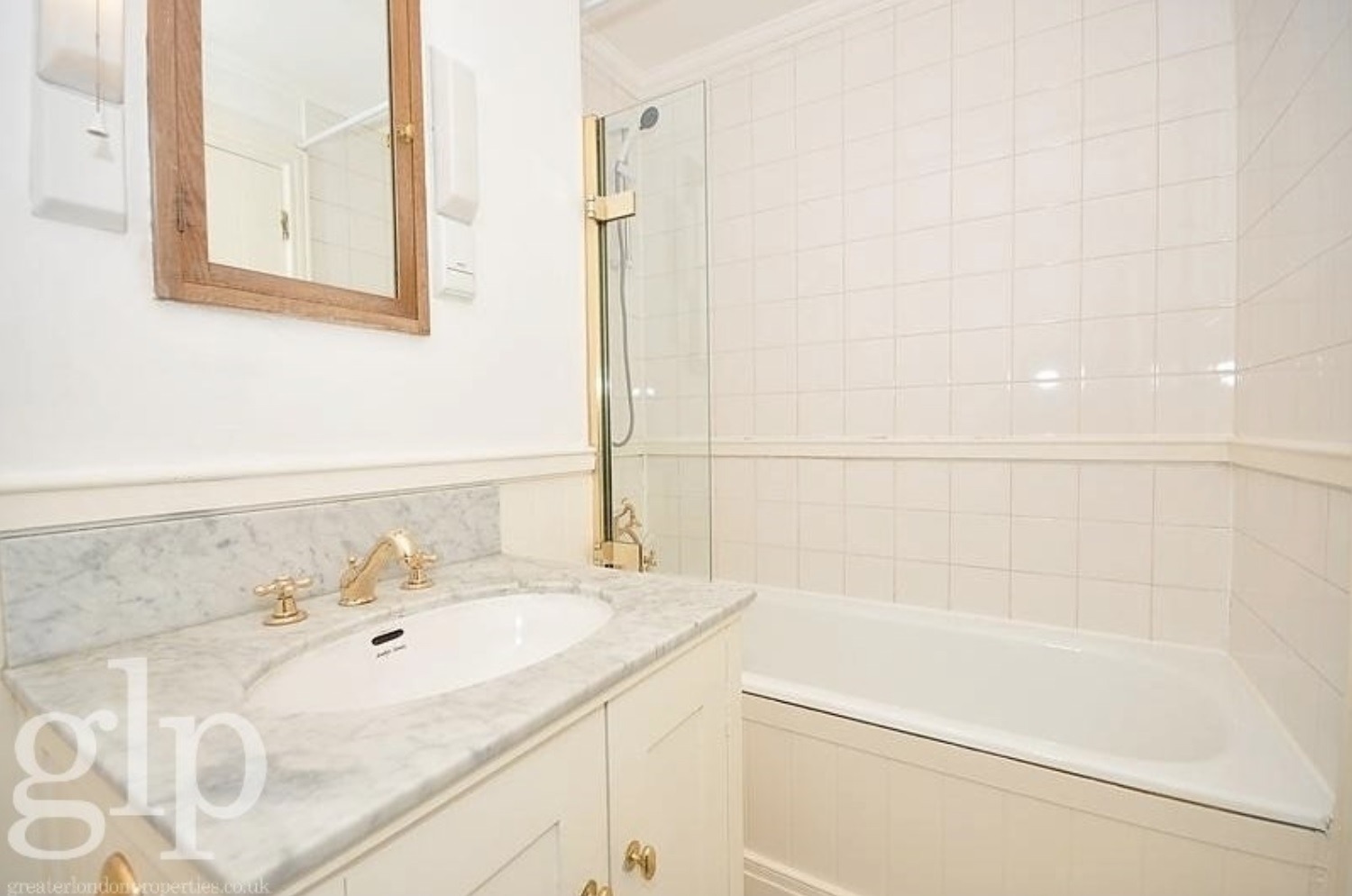Flat, Shorts Gardens, London, Greater London, Covent Garden, WC2H