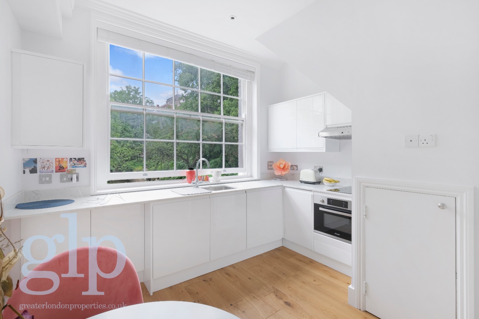 1 Bedroom Flat, Bloomsbury Square, London, Greater London, Bloomsbury, WC1A