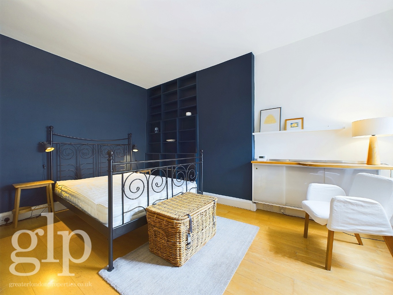 2 Bedroom Apartment, Chesterford House, Store Street, Bloomsbury, WC1E
