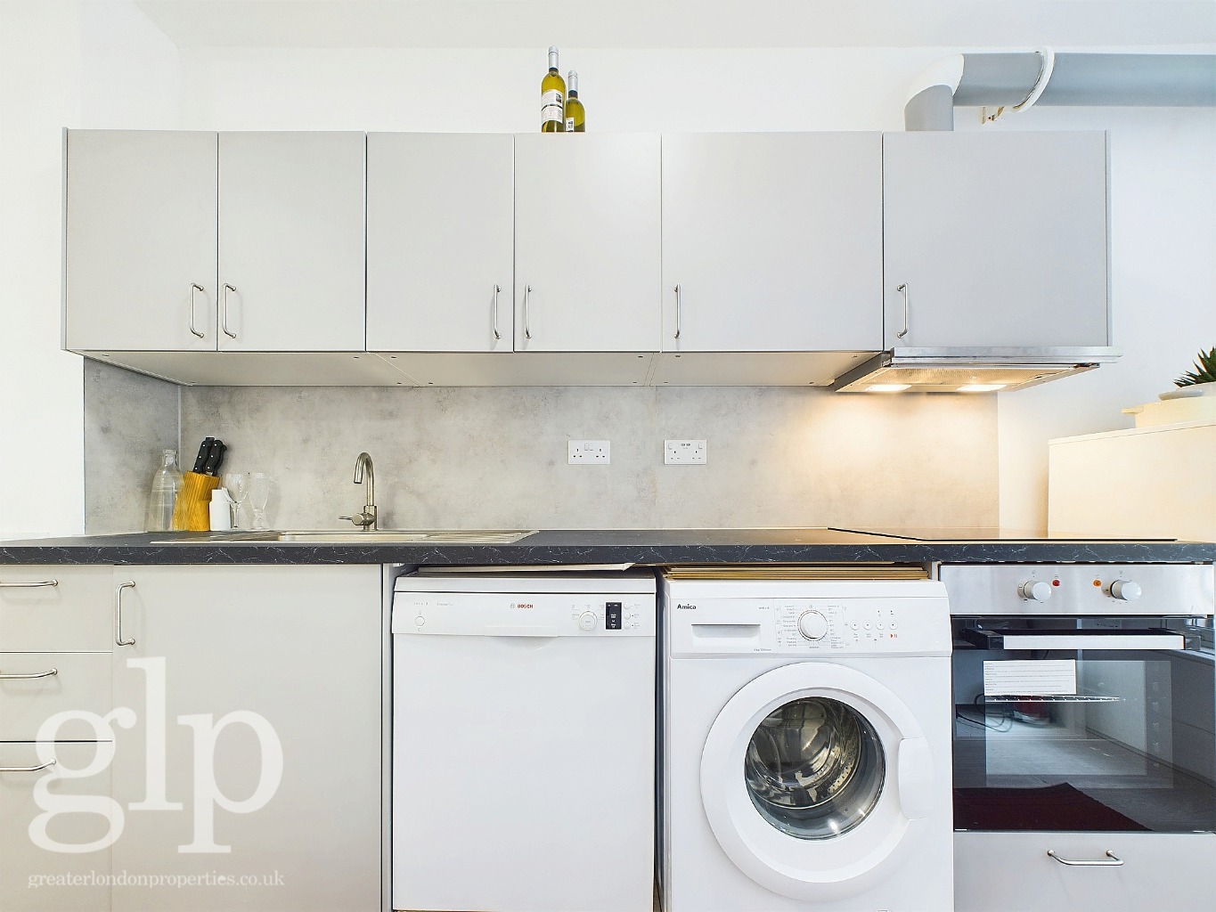 2 Bedroom Apartment, Kings Cross Road, Kings Cross, WC1X