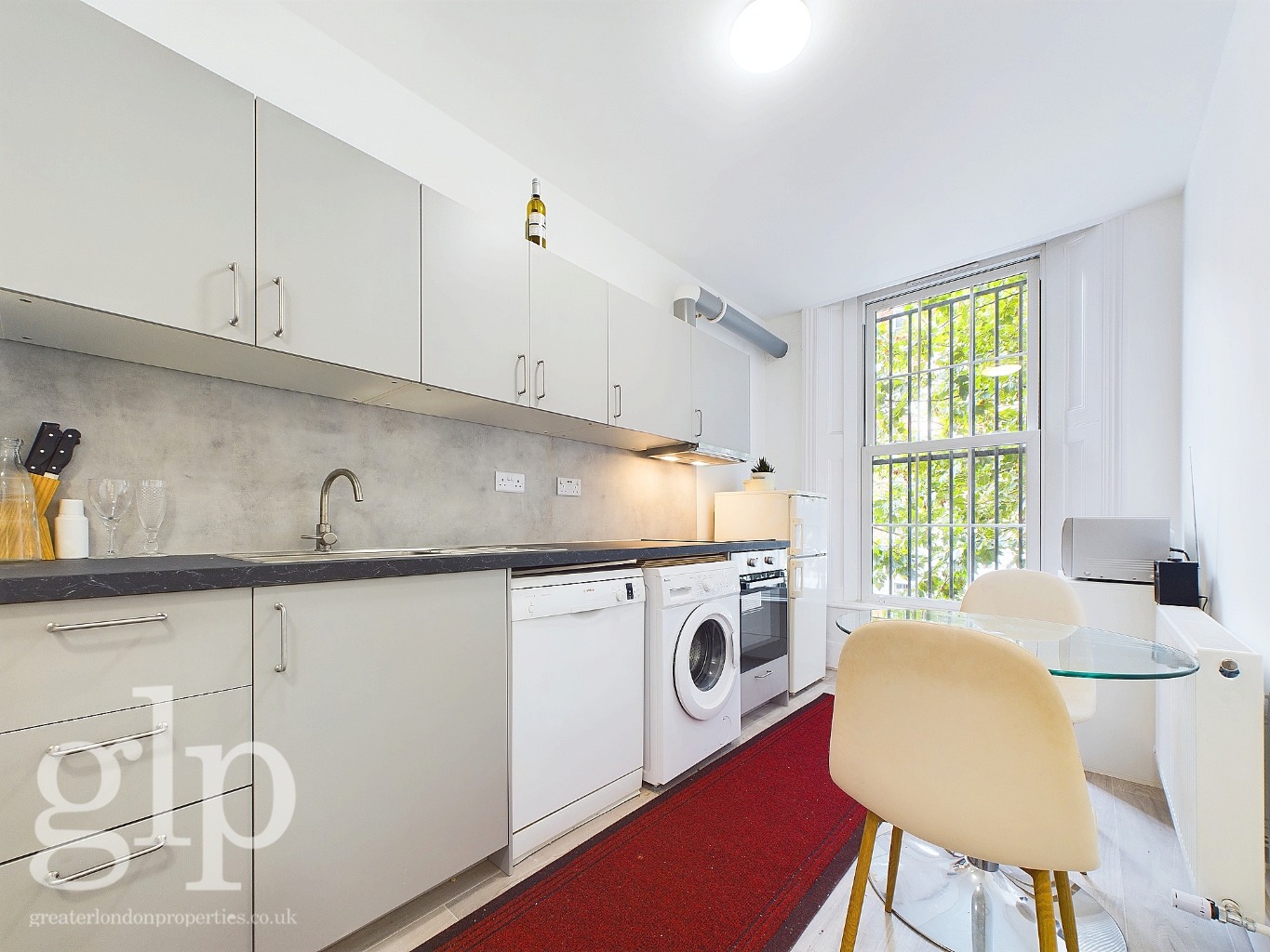 2 Bedroom Apartment, Kings Cross Road, Kings Cross, WC1X