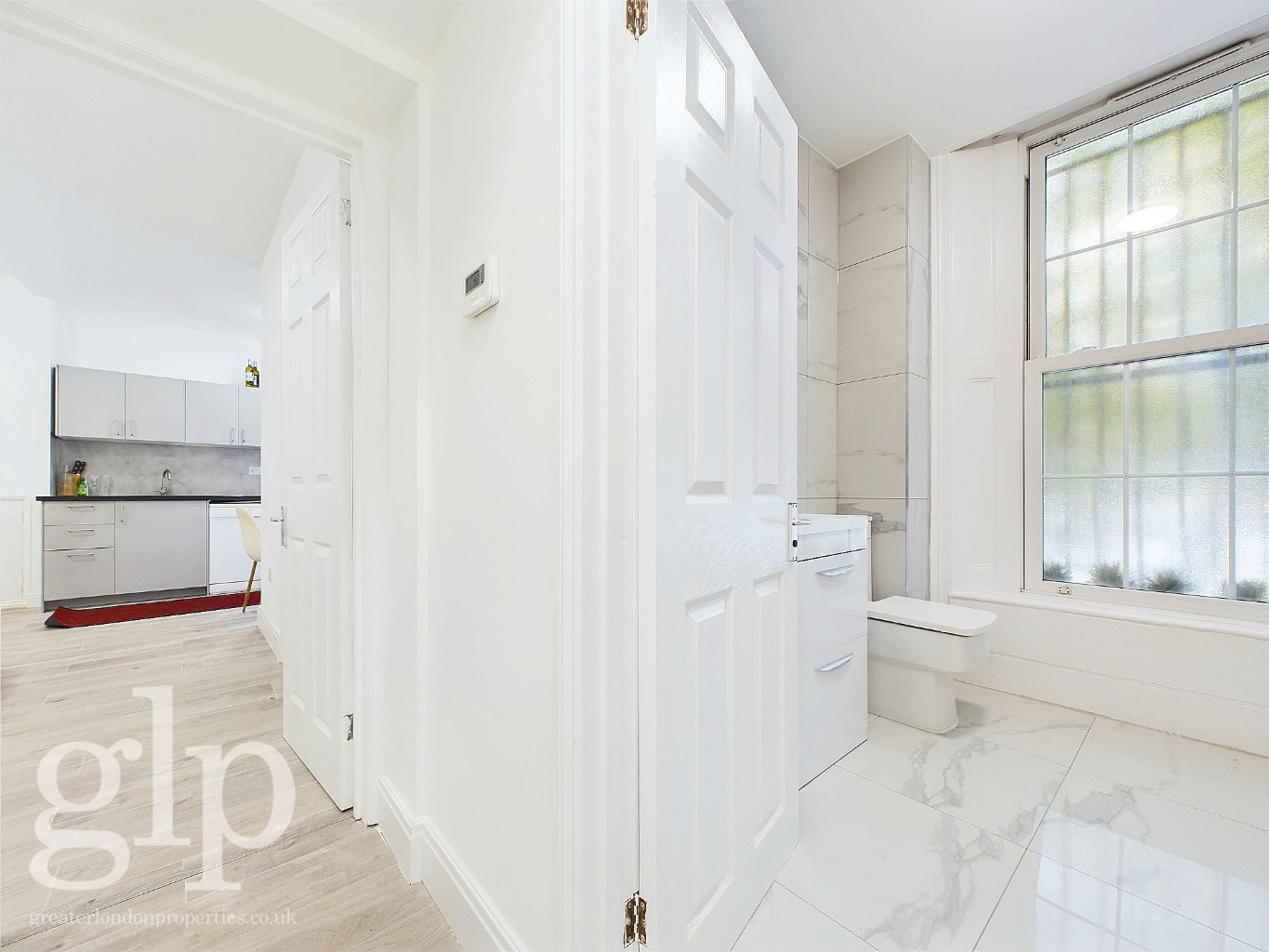 2 Bedroom Apartment, Kings Cross Road, Kings Cross, WC1X