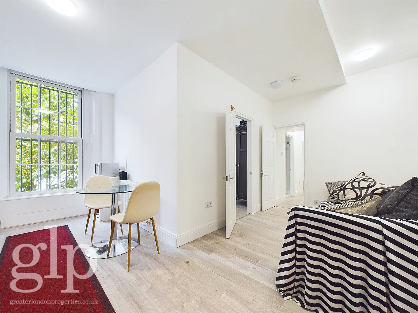 2 Bedroom Apartment, Kings Cross Road, Kings Cross, WC1X