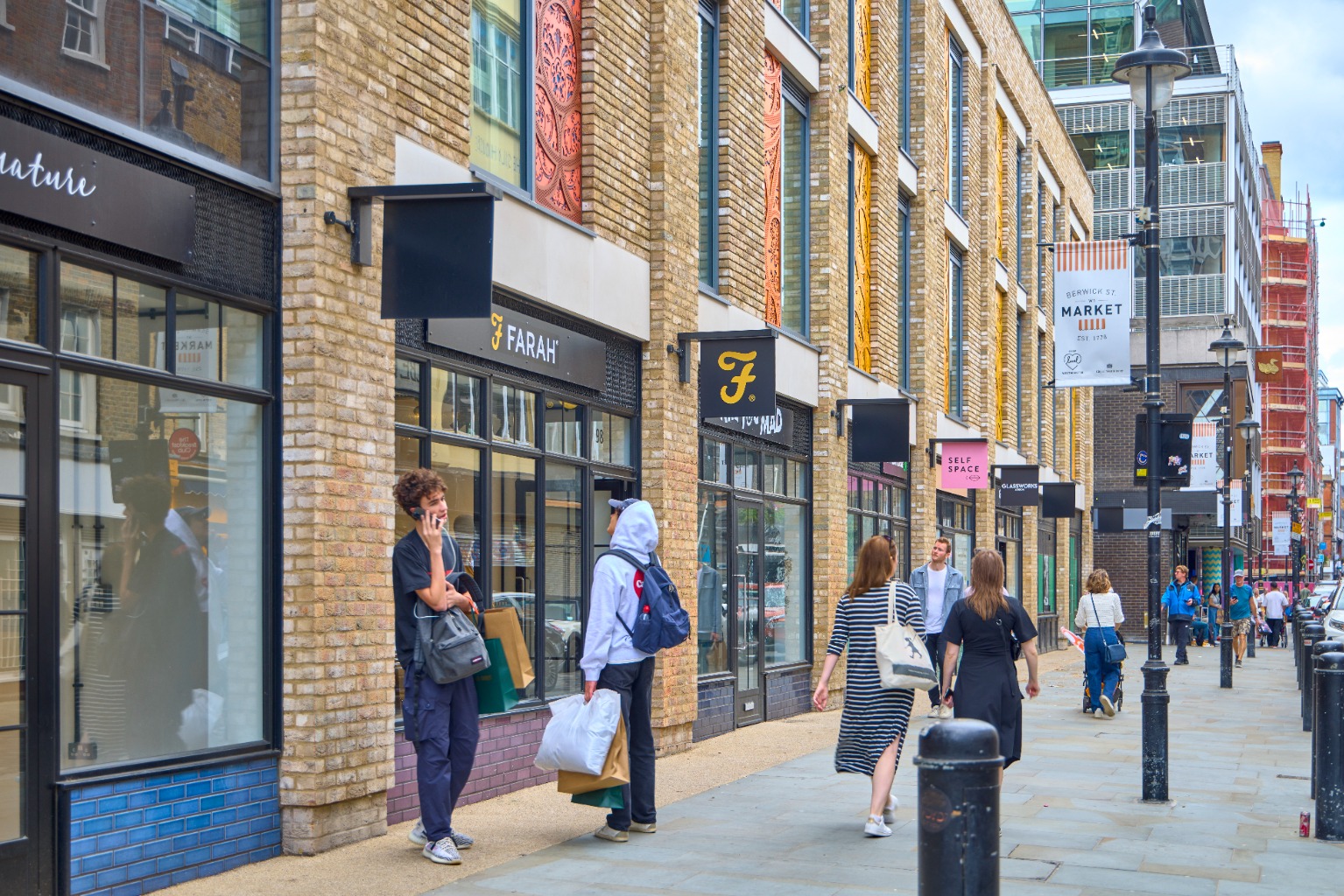 1 Bedroom Apartment, D'Arblay Street, Soho, W1F