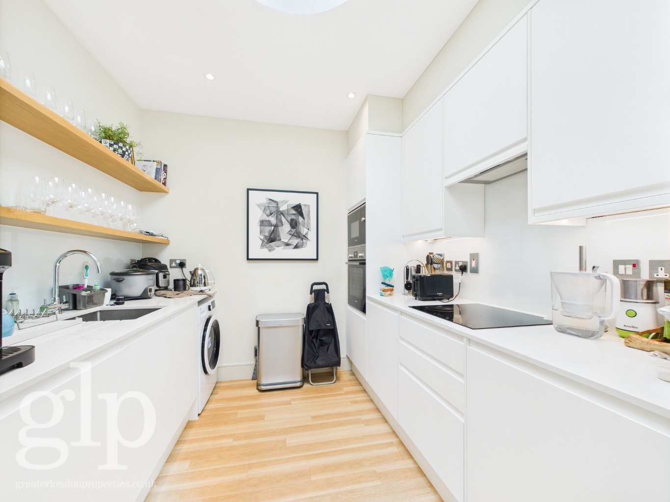 2 Bedroom Flat, Edwards Mews, London, Greater London, Marylebone, W1U