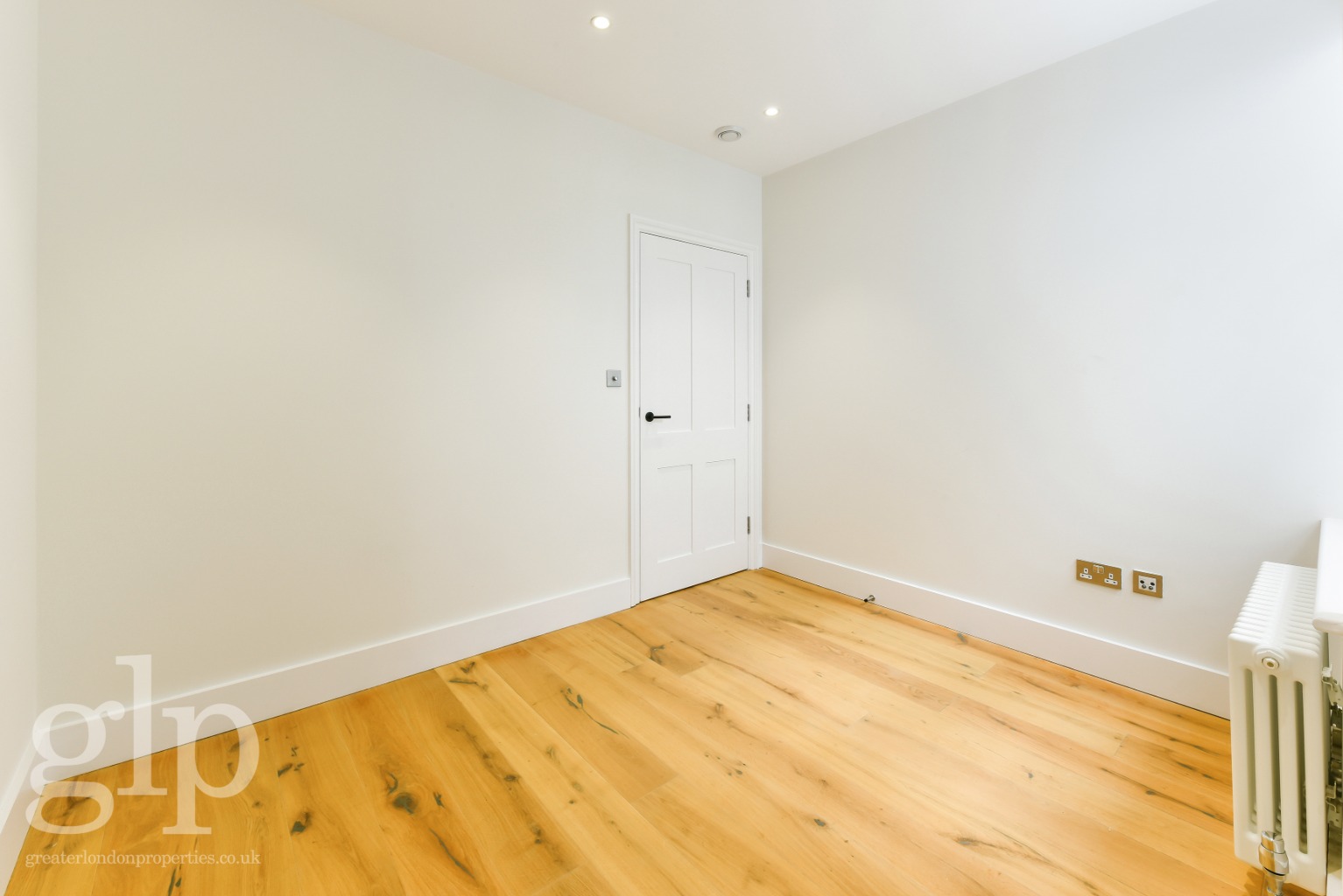 1 Bedroom Apartment, Duck Lane, London, Greater London, Soho, W1F