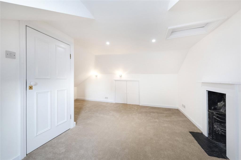 3 Bedroom Apartment, Richmond Way, Shepherd’s Bush, W12