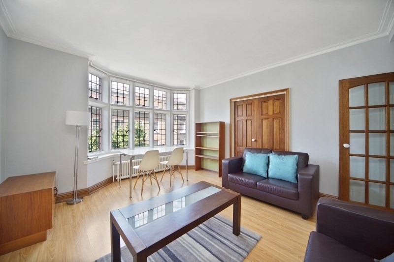 2 Bedroom Apartment, Queen Court, Queen Square, Bloomsbury, WC1N