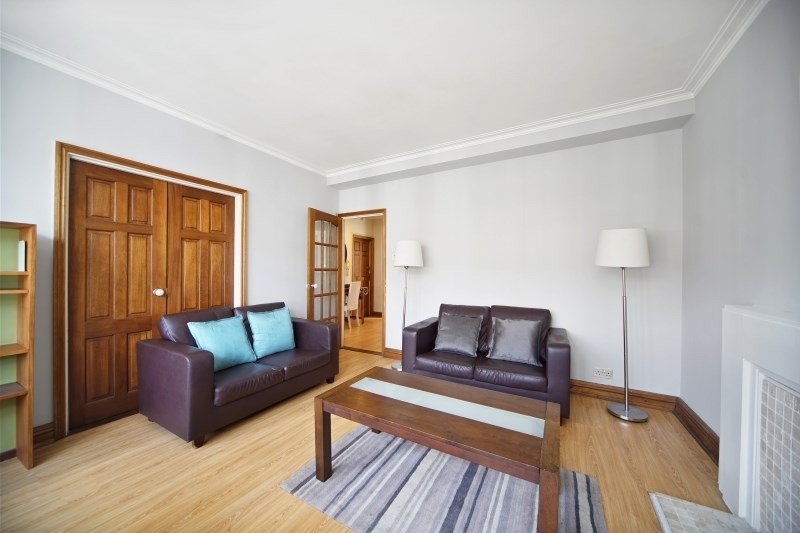 2 Bedroom Apartment, Queen Court, Queen Square, Bloomsbury, WC1N
