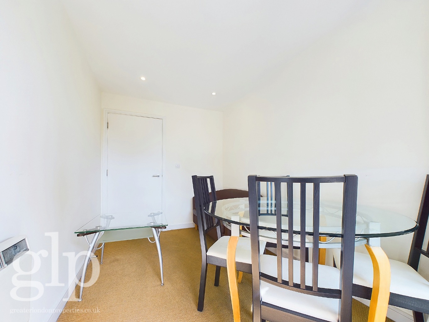 伦敦尤斯顿威廉路 2 卧室公寓, NW1