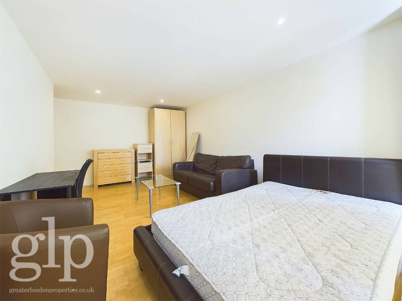 伦敦尤斯顿威廉路 2 卧室公寓, NW1