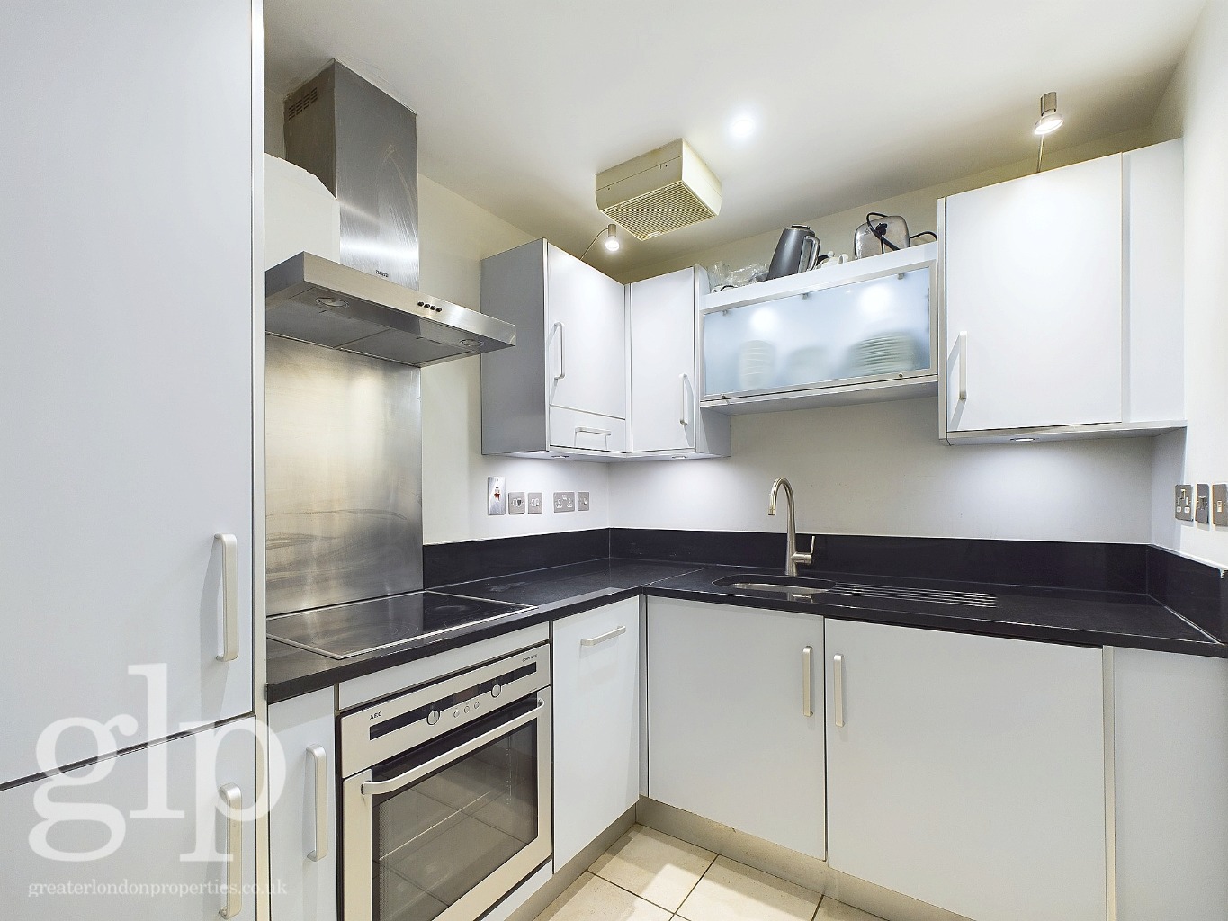 伦敦尤斯顿威廉路 2 卧室公寓, NW1