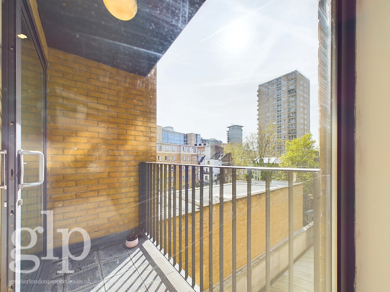 伦敦尤斯顿威廉路 2 卧室公寓, NW1