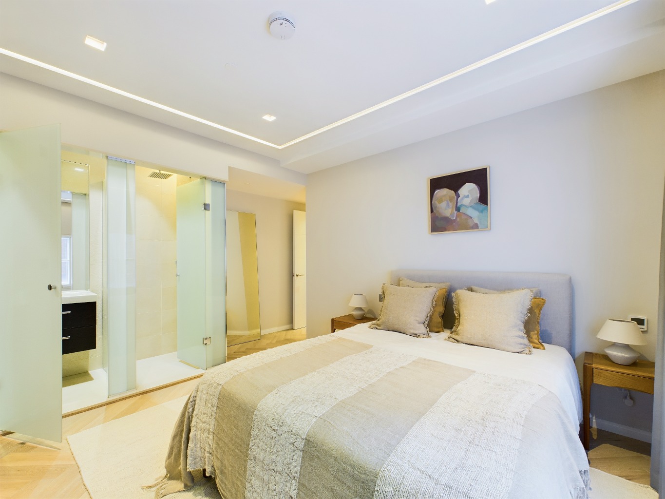 2 Bedroom Apartment, Stukeley Street Covent Garden