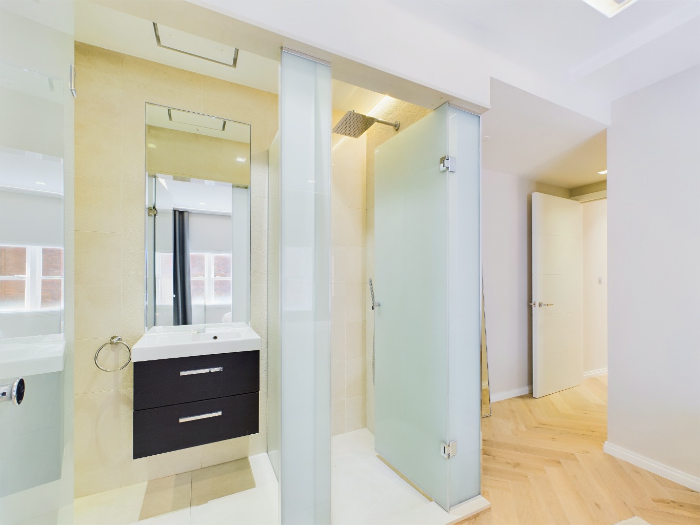 2 Bedroom Apartment, Stukeley Street Covent Garden