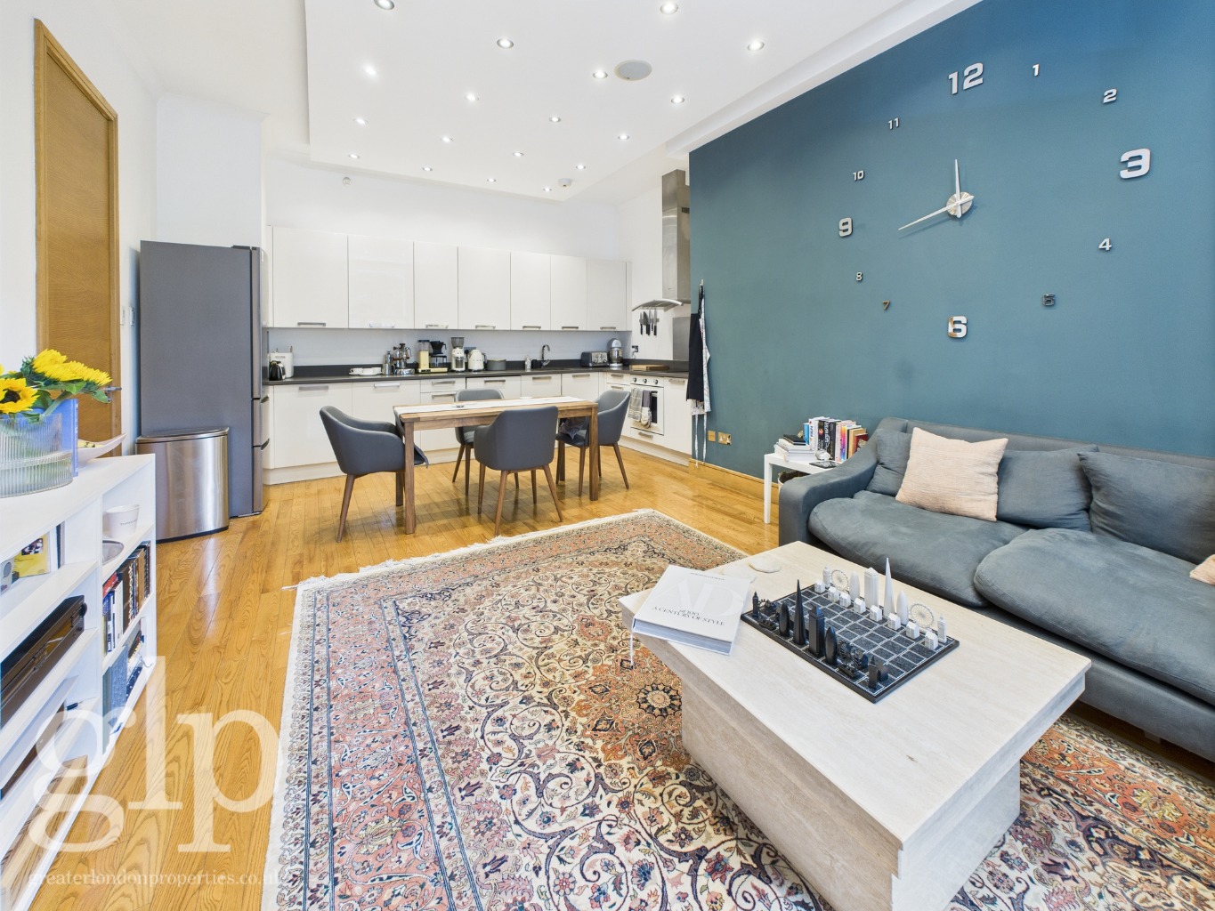 3 Bedroom Apartment, Bloomsbury Square, Bloomsbury, WC1A