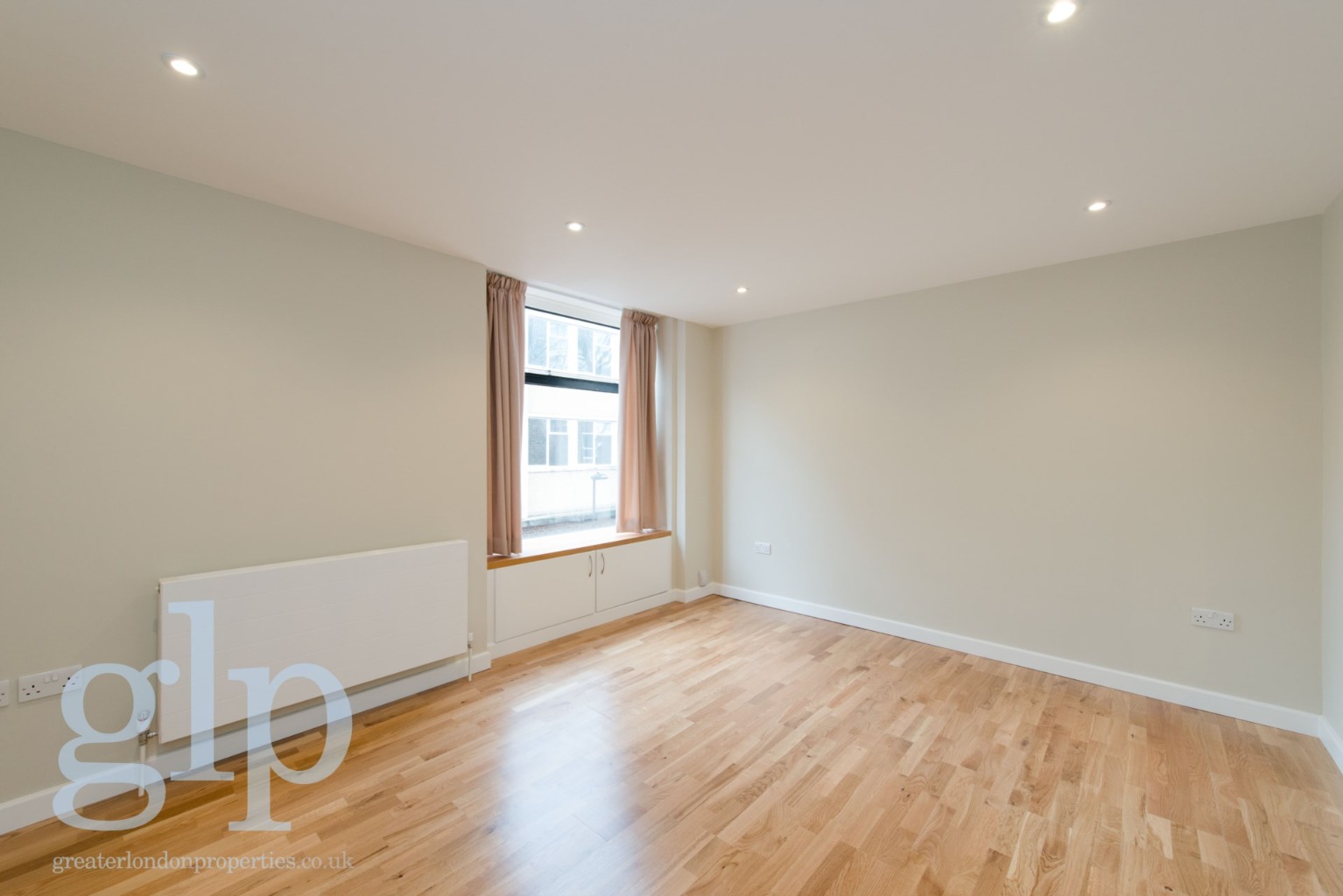 2 卧室公寓, Ridgmount Street, Bloomsbury, WC1E