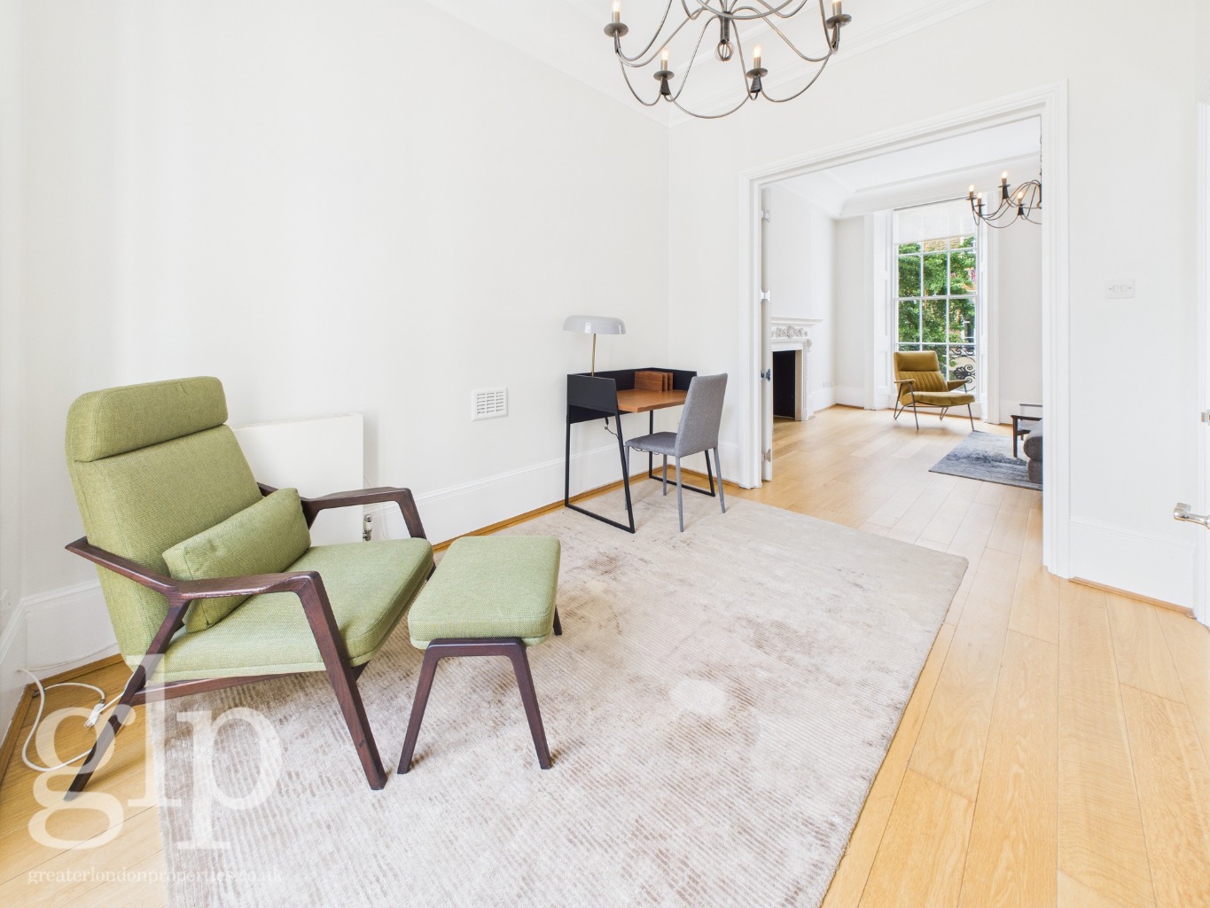 3 Bedroom Maisonette, Connaught Street, Hyde Park, W2