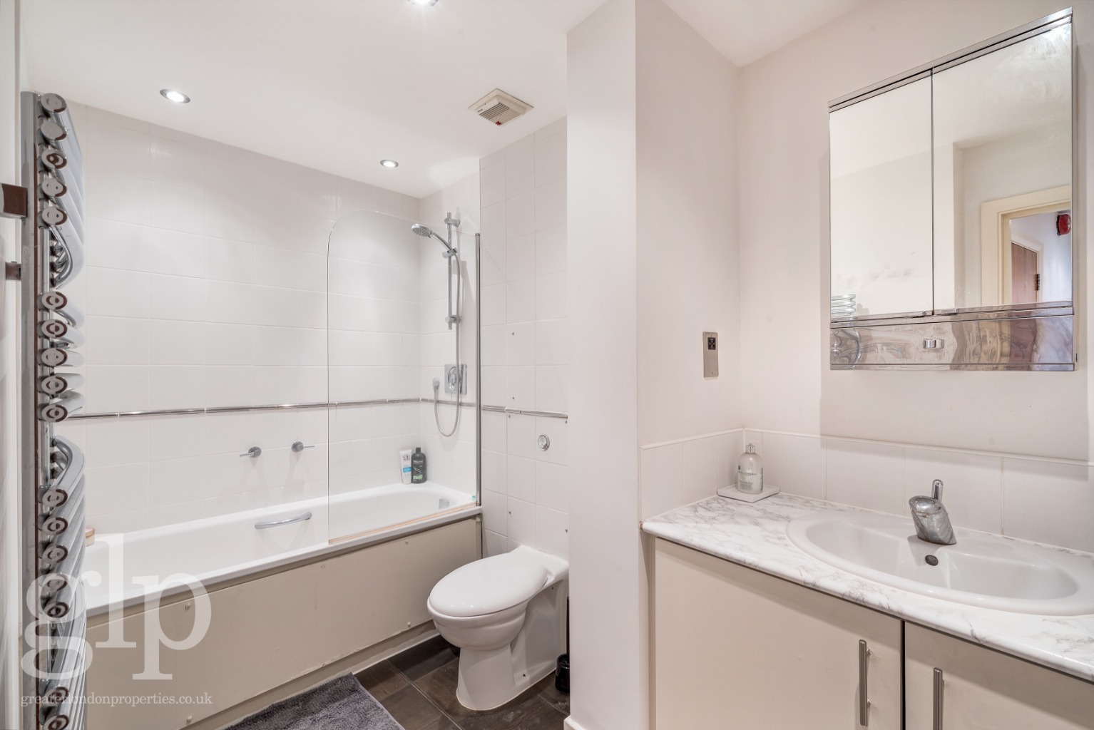 Flat, Goodwins House, 55-56 St. Martin’s Lane, London, Greater London, Covent Garden, WC2N