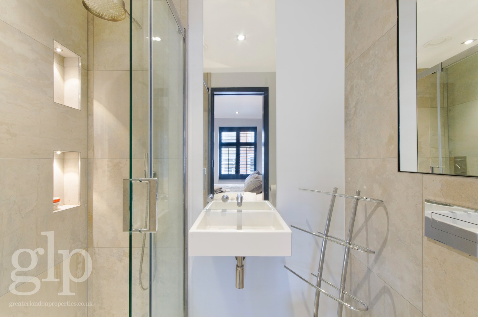 3 Bedroom Flat, King Street, London, Greater London, Covent garden, WC2E