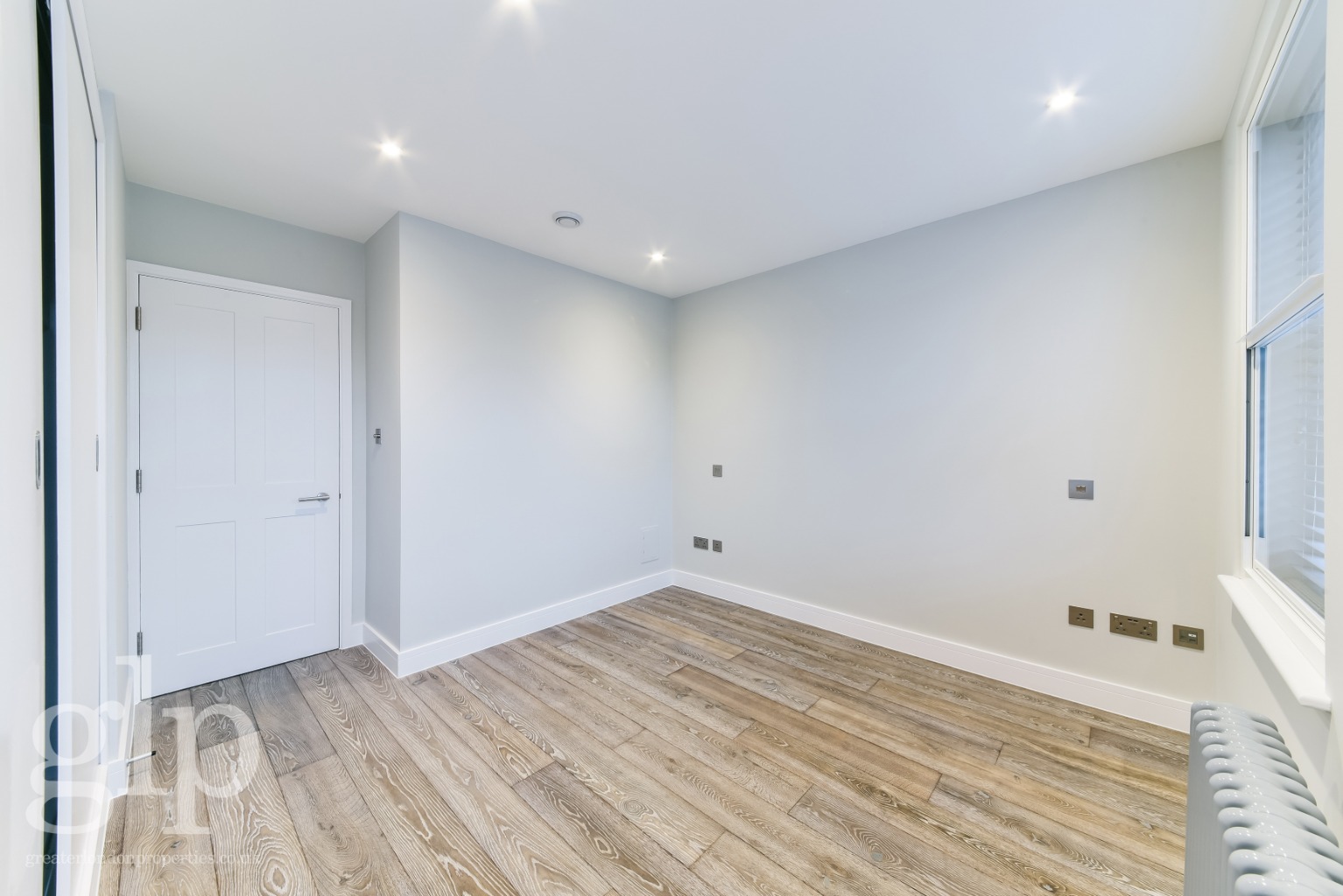 1 Bedroom Apartment, Charlotte Street, Fitzrovia, W1T