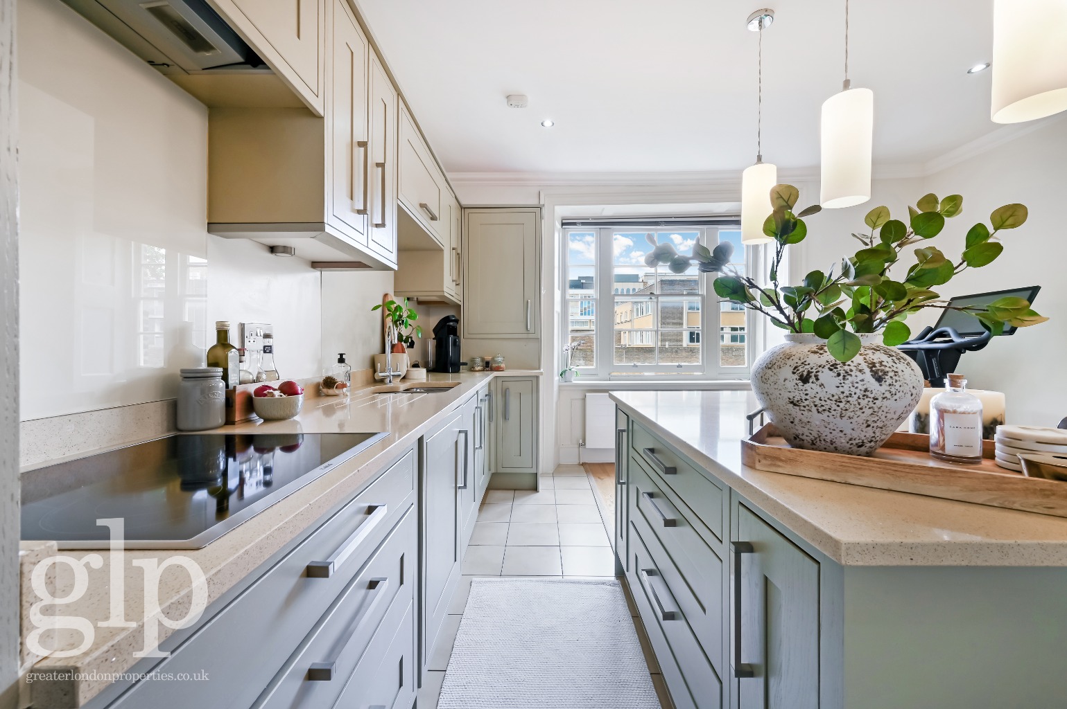 2 Bedroom Apartment, Gower Street, Bloomsbury, WC1E