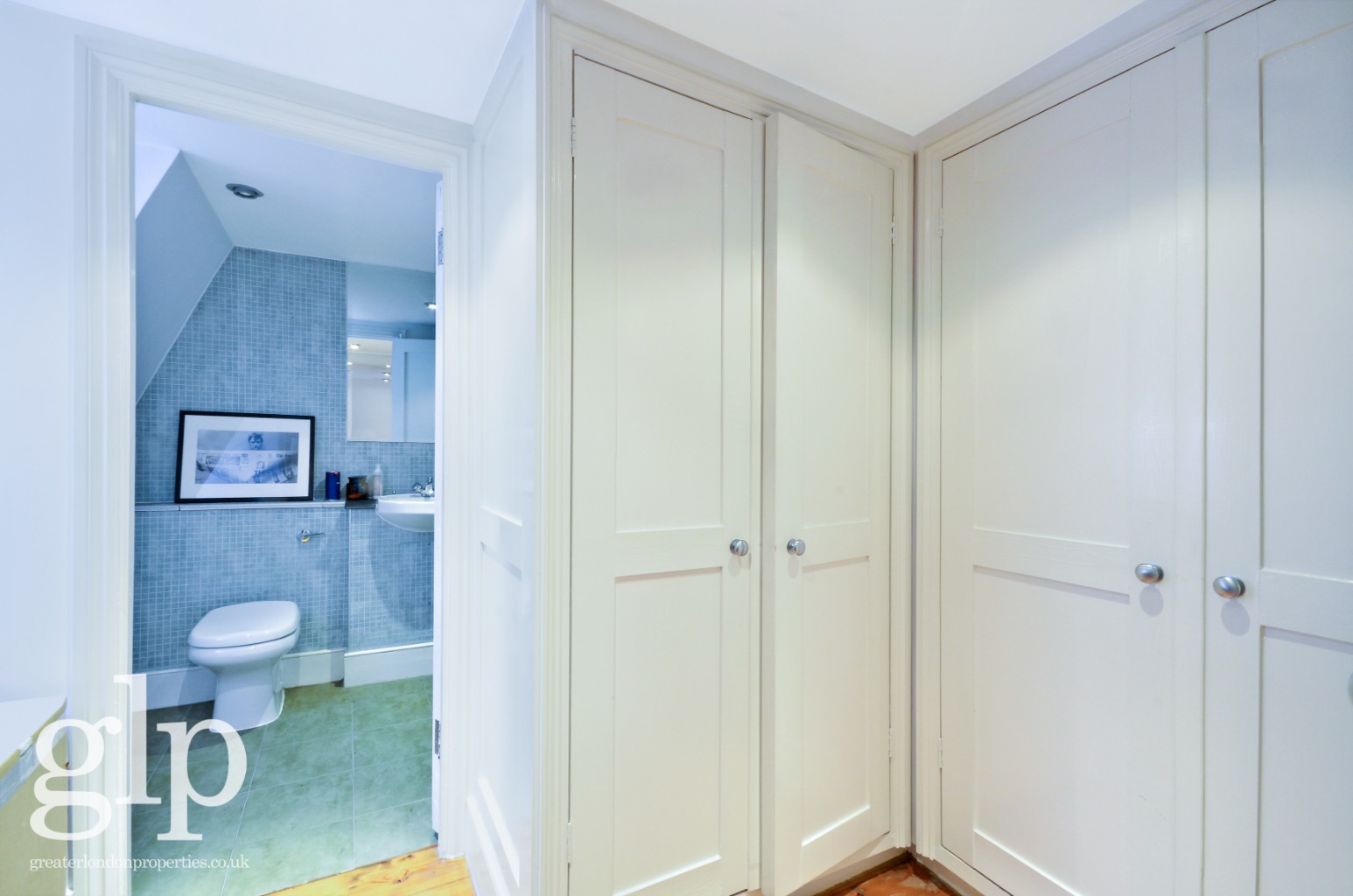 2 Bedroom Flat, Earlham Street, London, Greater London, Covent Garden, WC2H