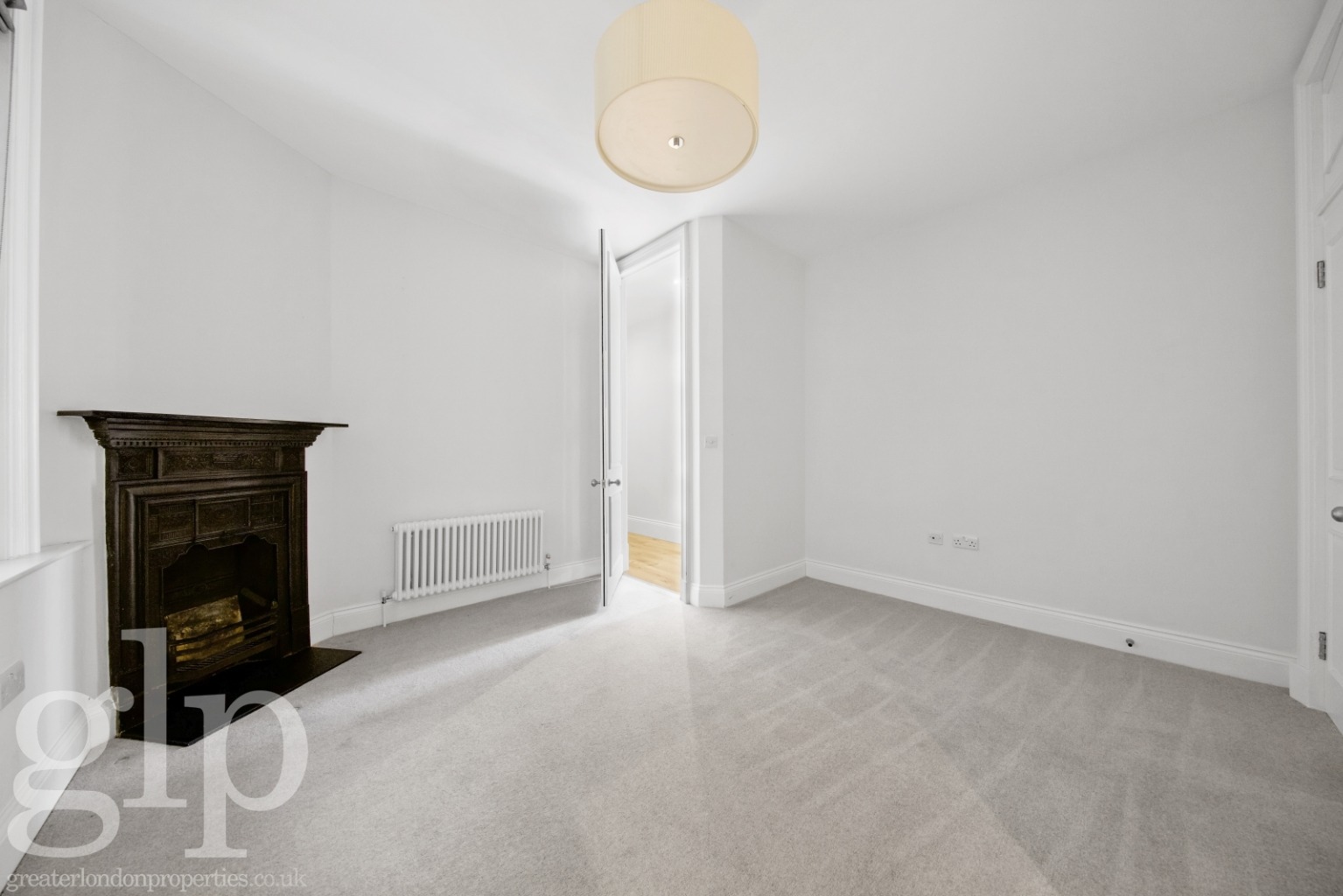 3 Bedroom Apartment, Ridgmount Gardens, Bloomsbury, WC1E