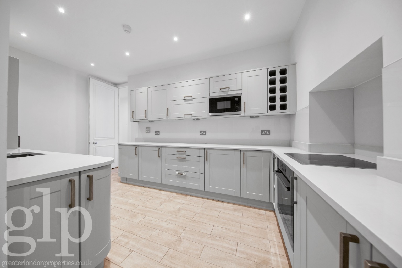 3 Bedroom Apartment, Ridgmount Gardens, Bloomsbury, WC1E