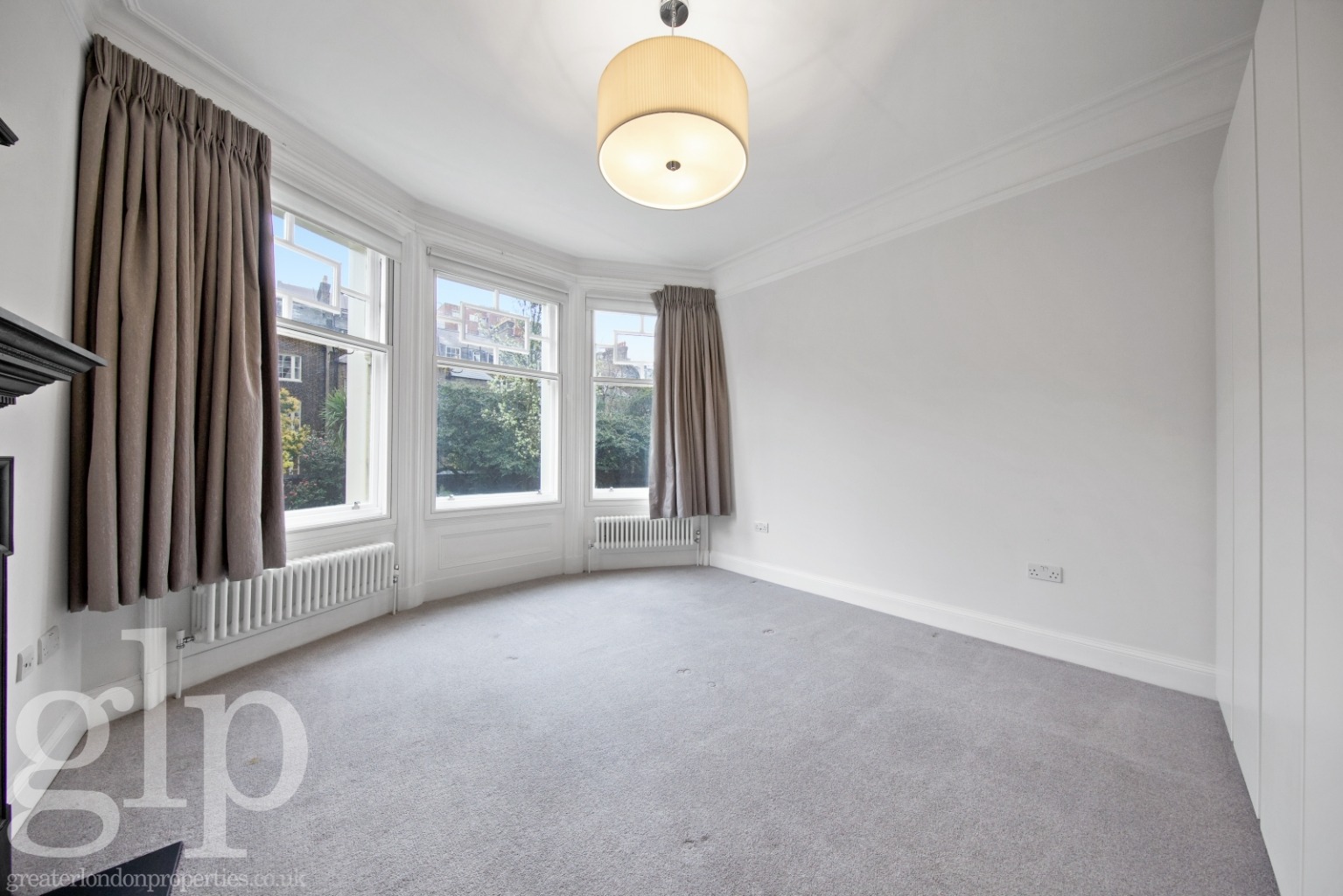 3 Bedroom Apartment, Ridgmount Gardens, Bloomsbury, WC1E