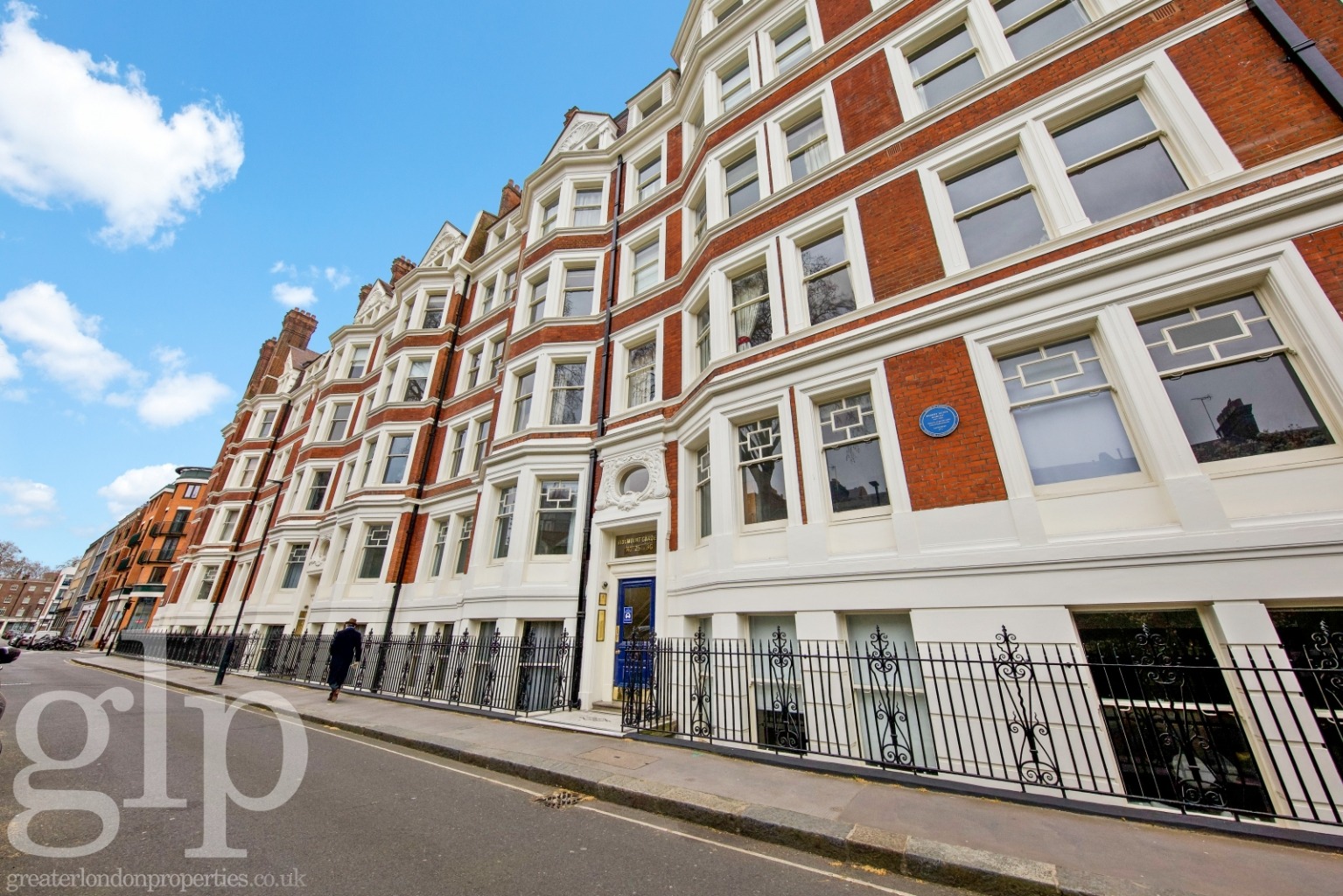 3 Bedroom Apartment, Ridgmount Gardens, Bloomsbury, WC1E