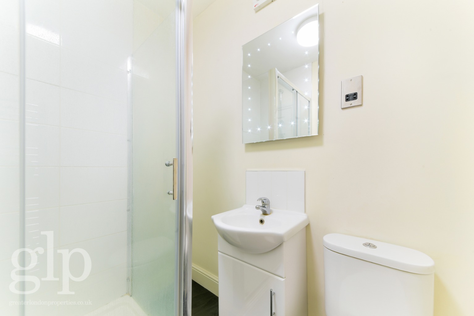 Apartment, Cleveland Street, Fitzrovia, London, W1T 6QL