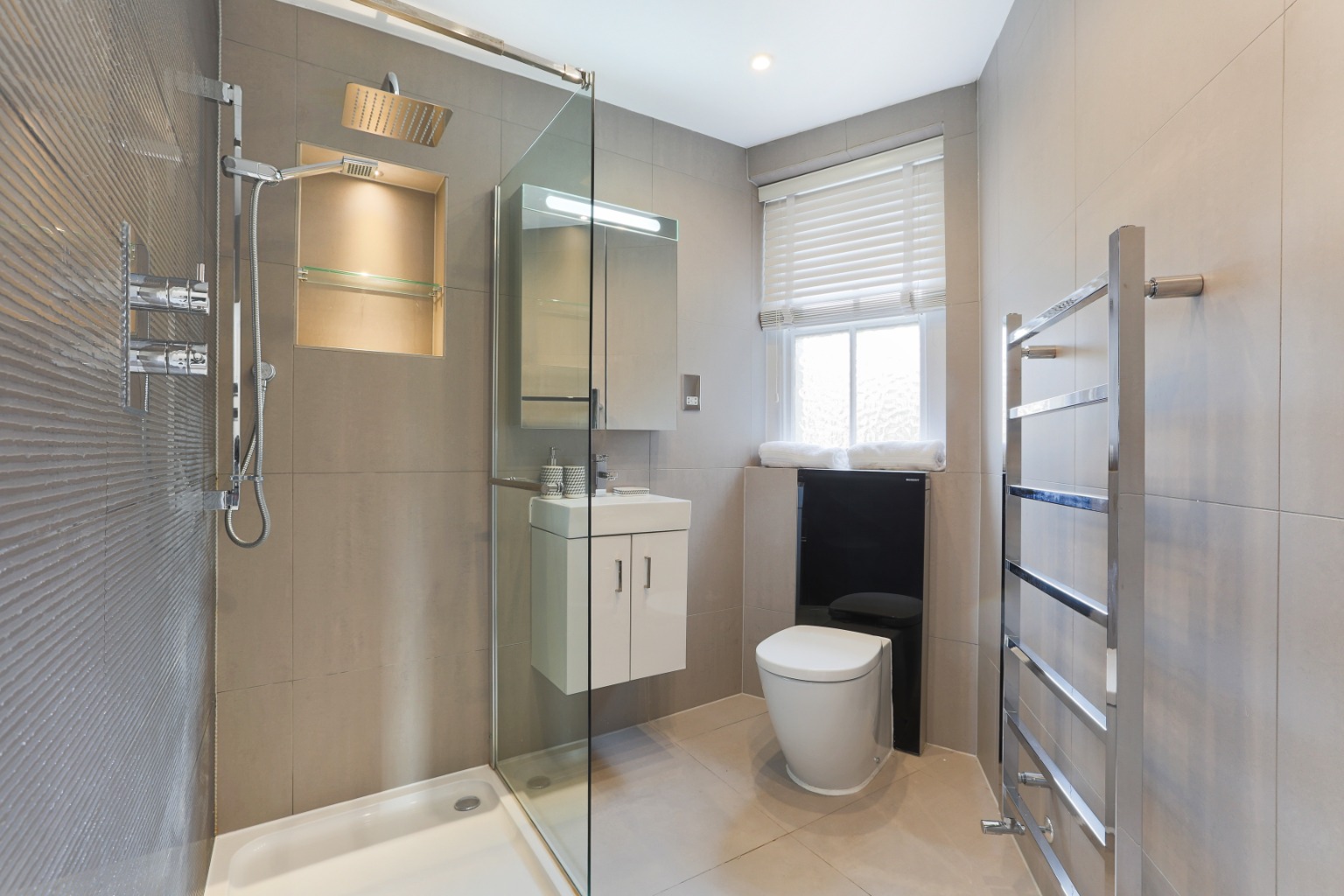 2 Bedroom Apartment, Connaught Street, Hyde Park, W2