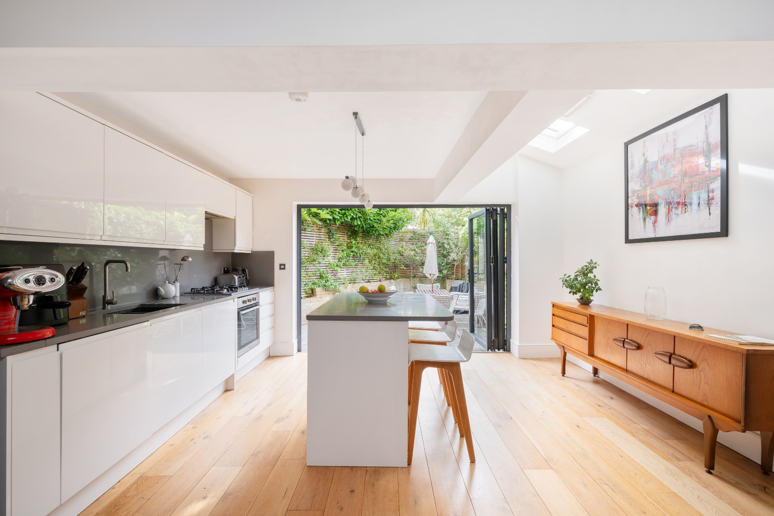 5 Bedroom Semi-Detached, Elmwood Road SE24