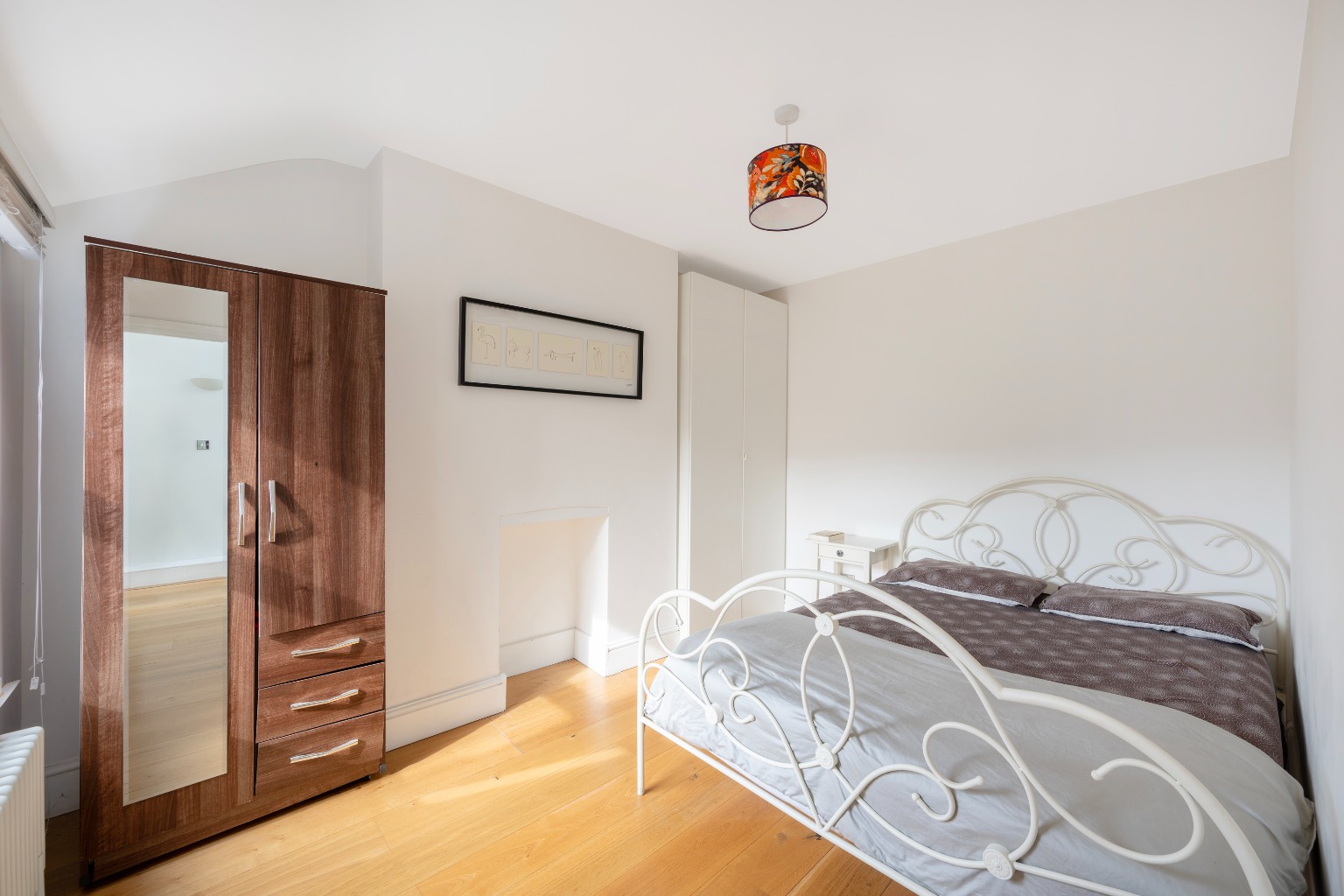 5 Bedroom Semi-Detached, Elmwood Road SE24