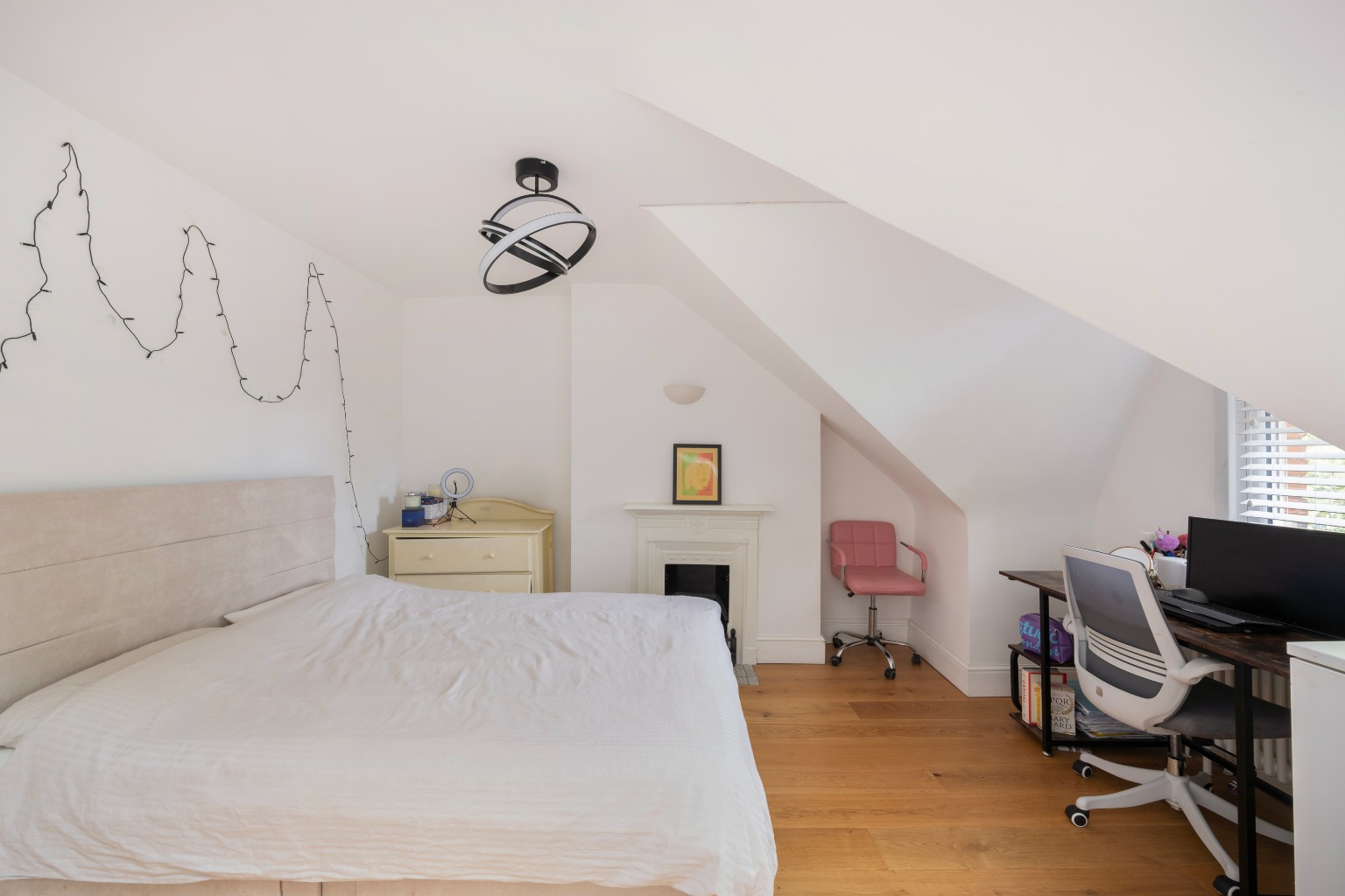 5 Bedroom Semi-Detached, Elmwood Road SE24