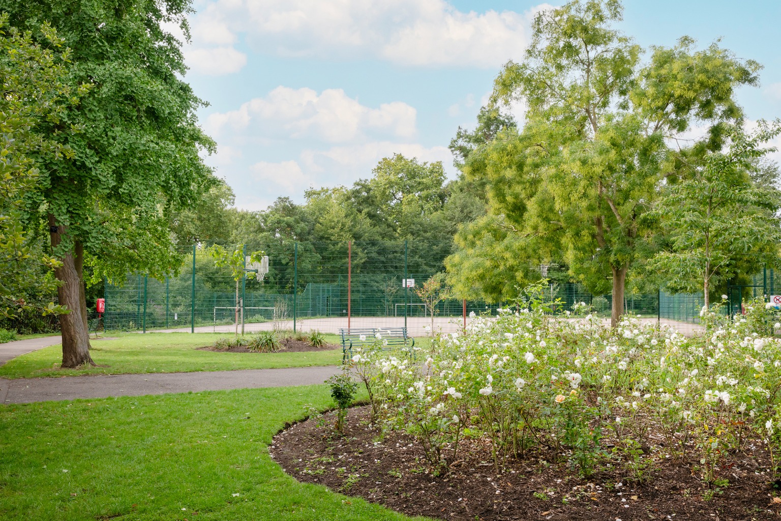 5 Bedroom Semi-Detached, Elmwood Road SE24