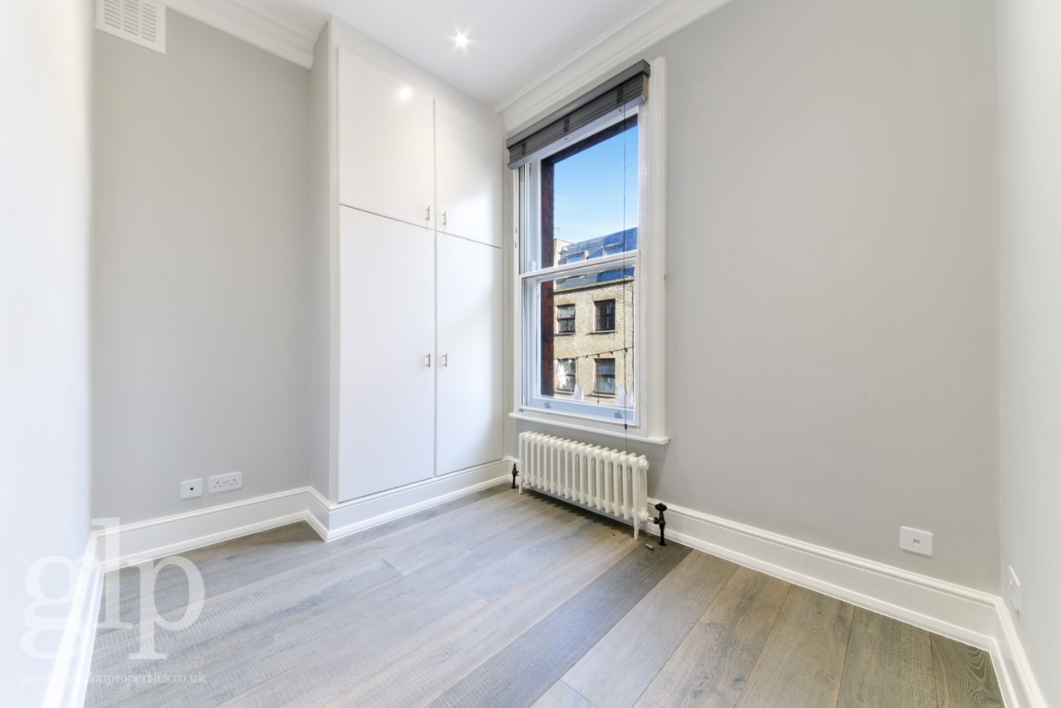 2 Bedroom Flat, Shaftesbury Avenue, London, Greater London, Covent Garden, WC2H
