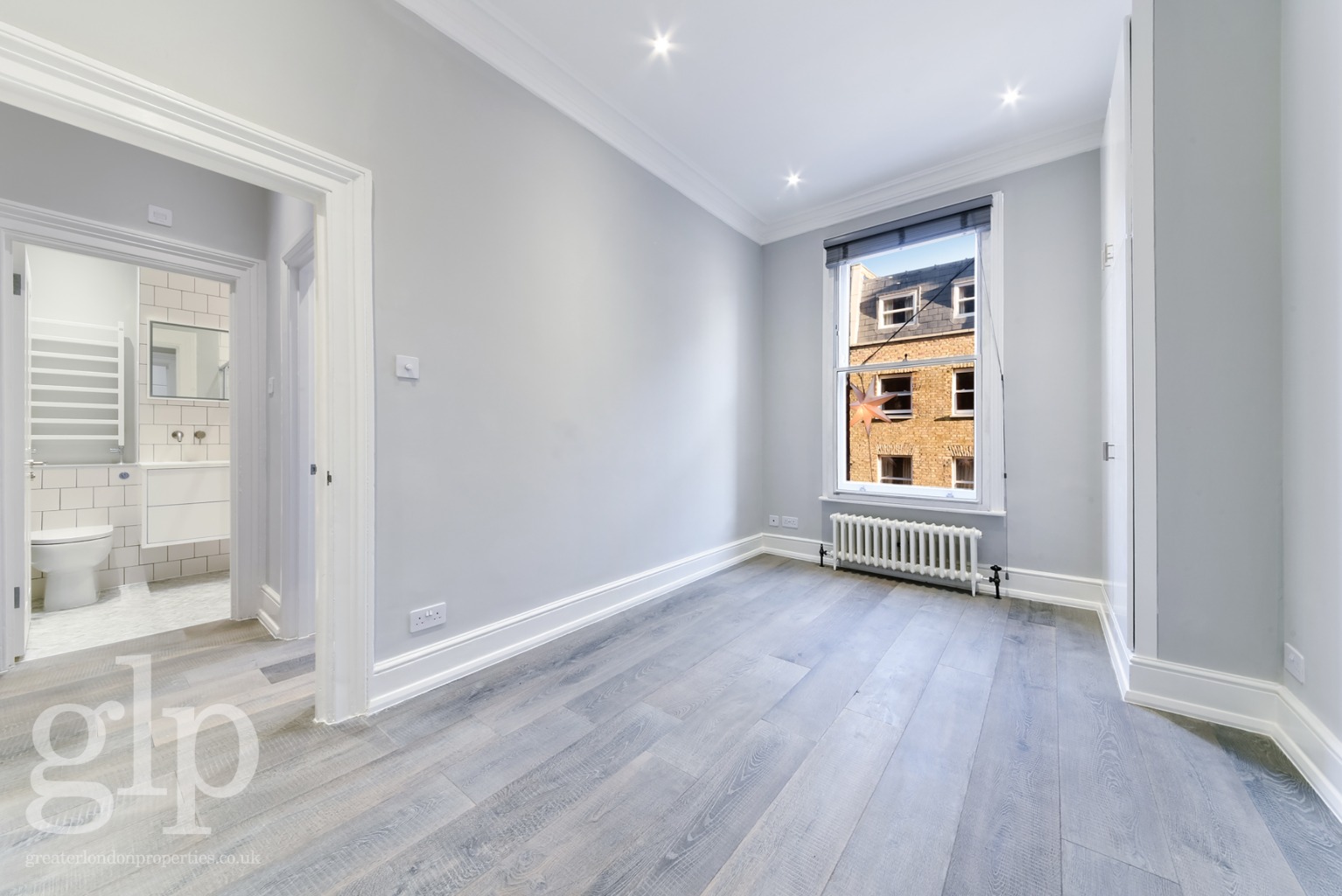 2 Bedroom Flat, Shaftesbury Avenue, London, Greater London, Covent Garden, WC2H