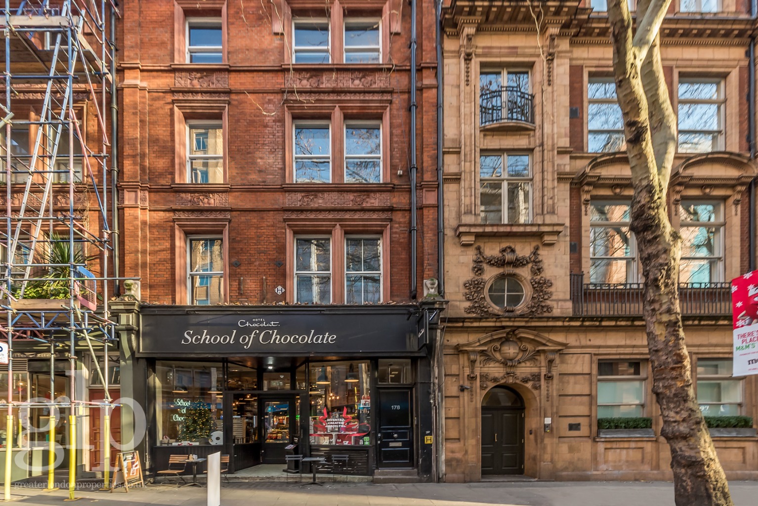 2 Bedroom Flat, Shaftesbury Avenue, London, Greater London, Covent Garden, WC2H