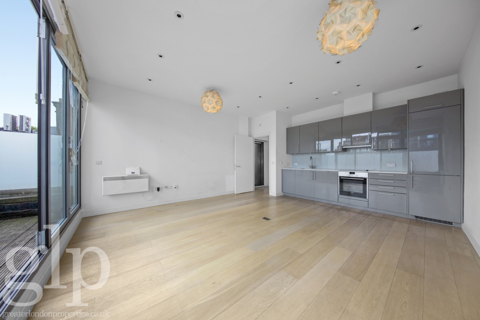 3 Bedroom Flat, Marshall Street, London, Greater London, Soho, W1F