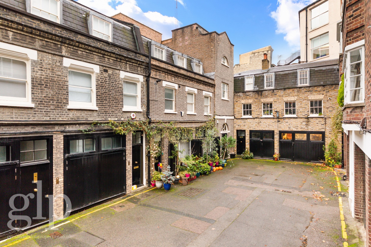 1 Bedroom Flat, Gower Mews, Bloomsbury, WC1E