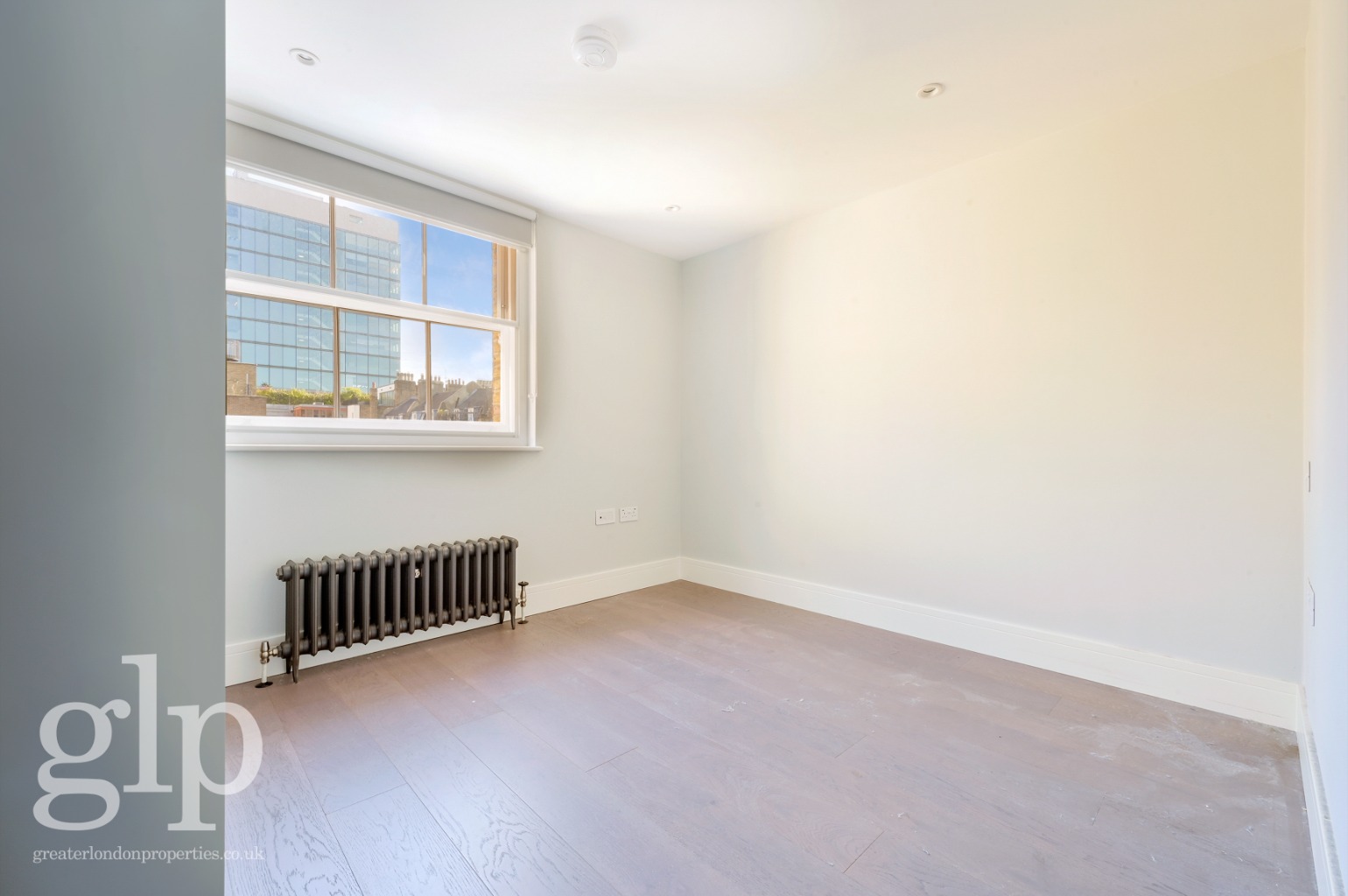 1 Bedroom Apartment, Charlotte Street, Fitzrovia, W1T